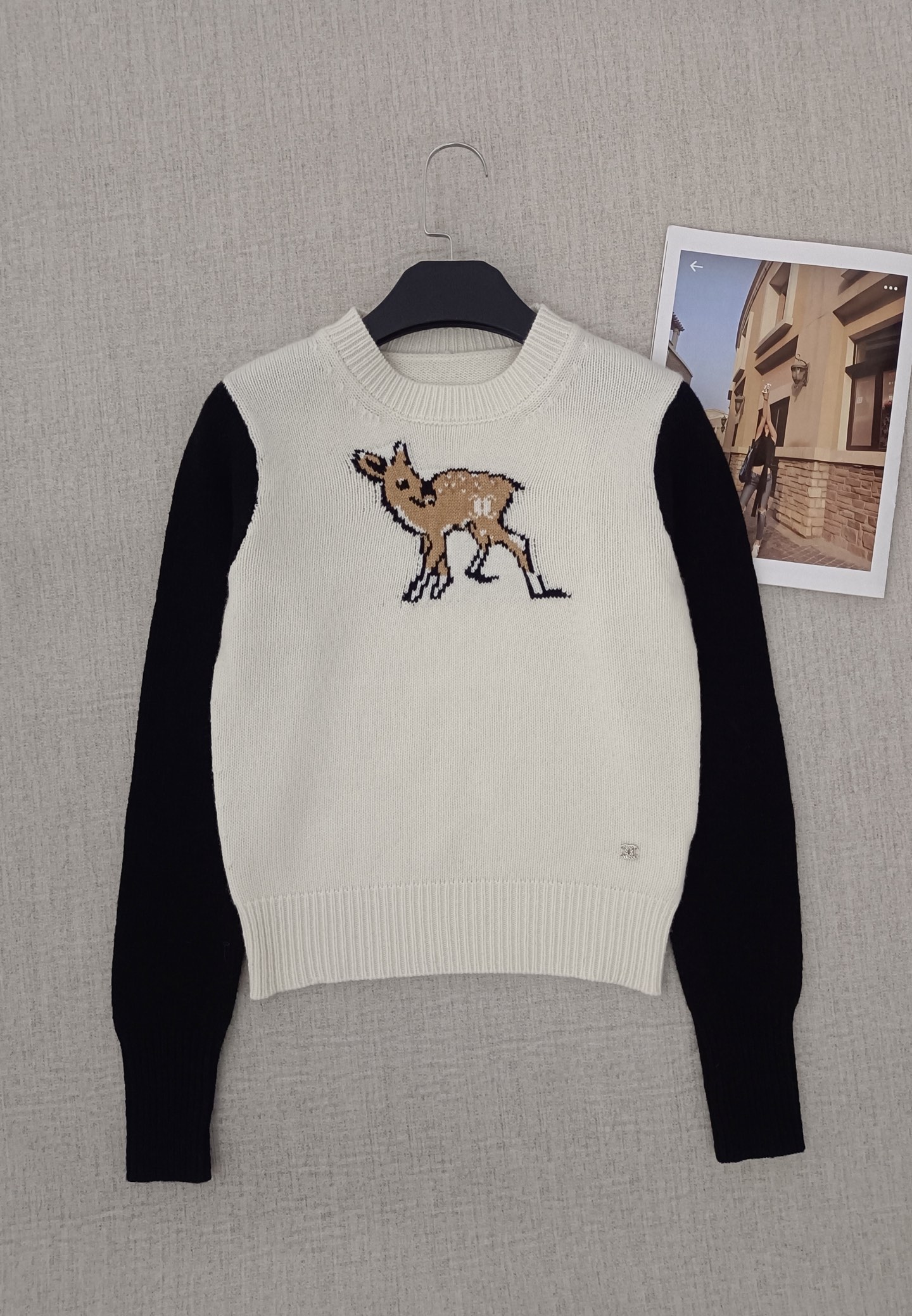 NO:610045,Real photos of Chane*25 new autumn and winter ski series deer pattern jacquard knitted wool top,,chanel,alexander wang19860909实拍图 Chane*25秋冬新款滑雪系列小鹿图案提花针织羊毛上衣,,chanel,alexander wang,Women's clothing