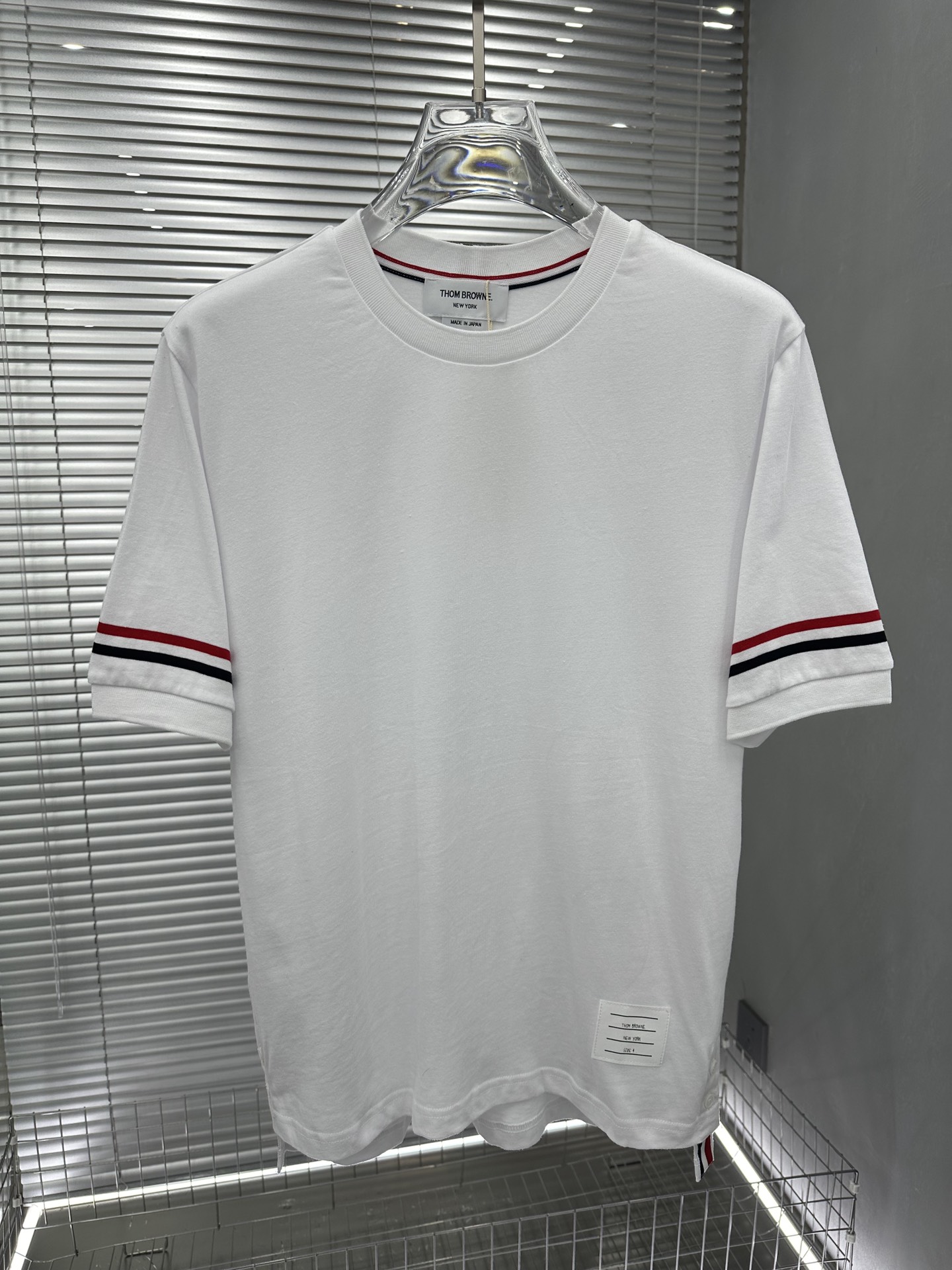톰브라운 남성 반팔 50373