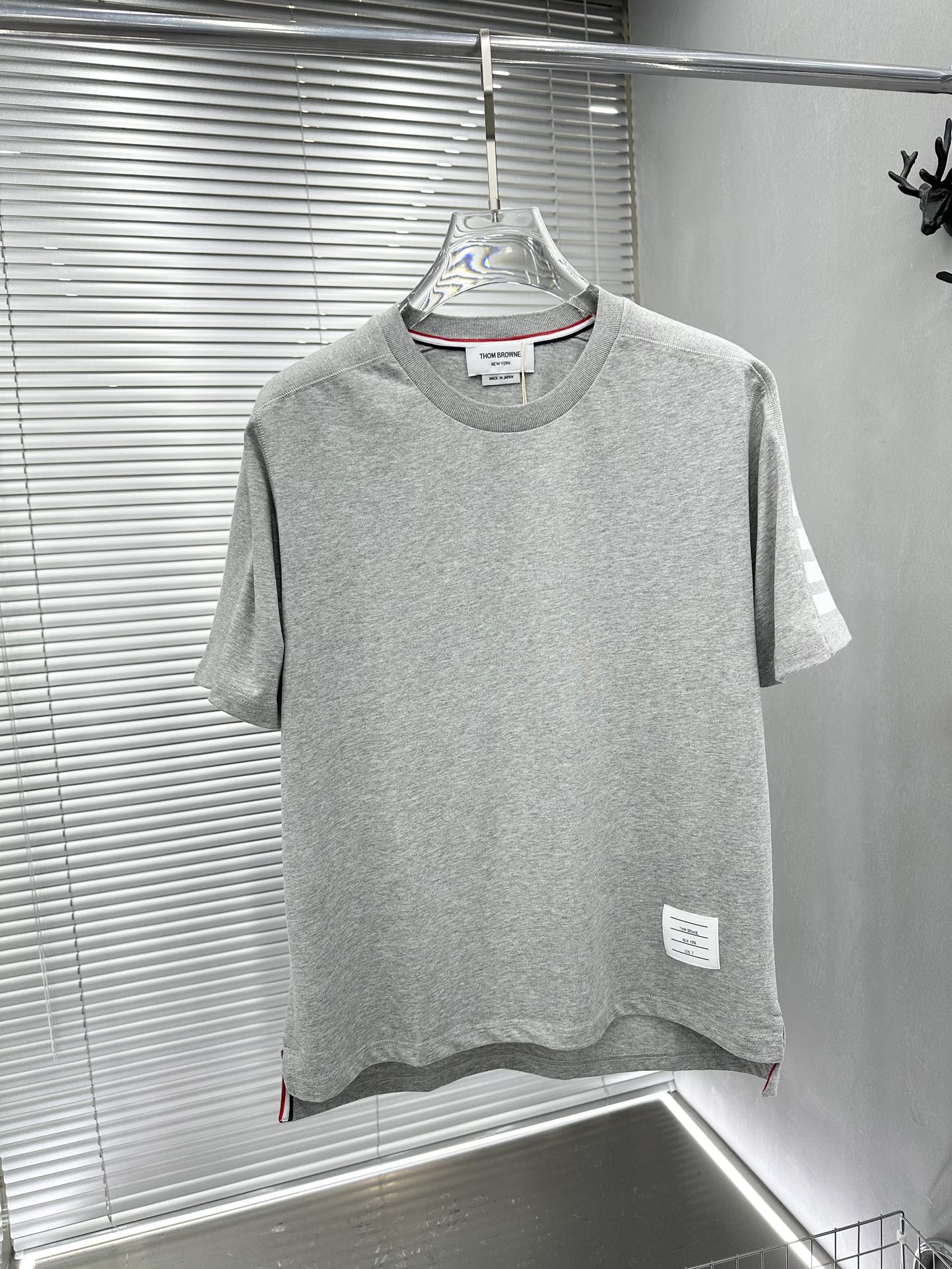 톰브라운 남성 반팔 50349