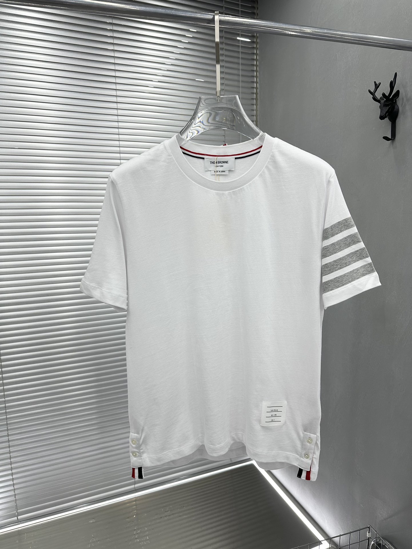 톰브라운 남성 반팔 50354