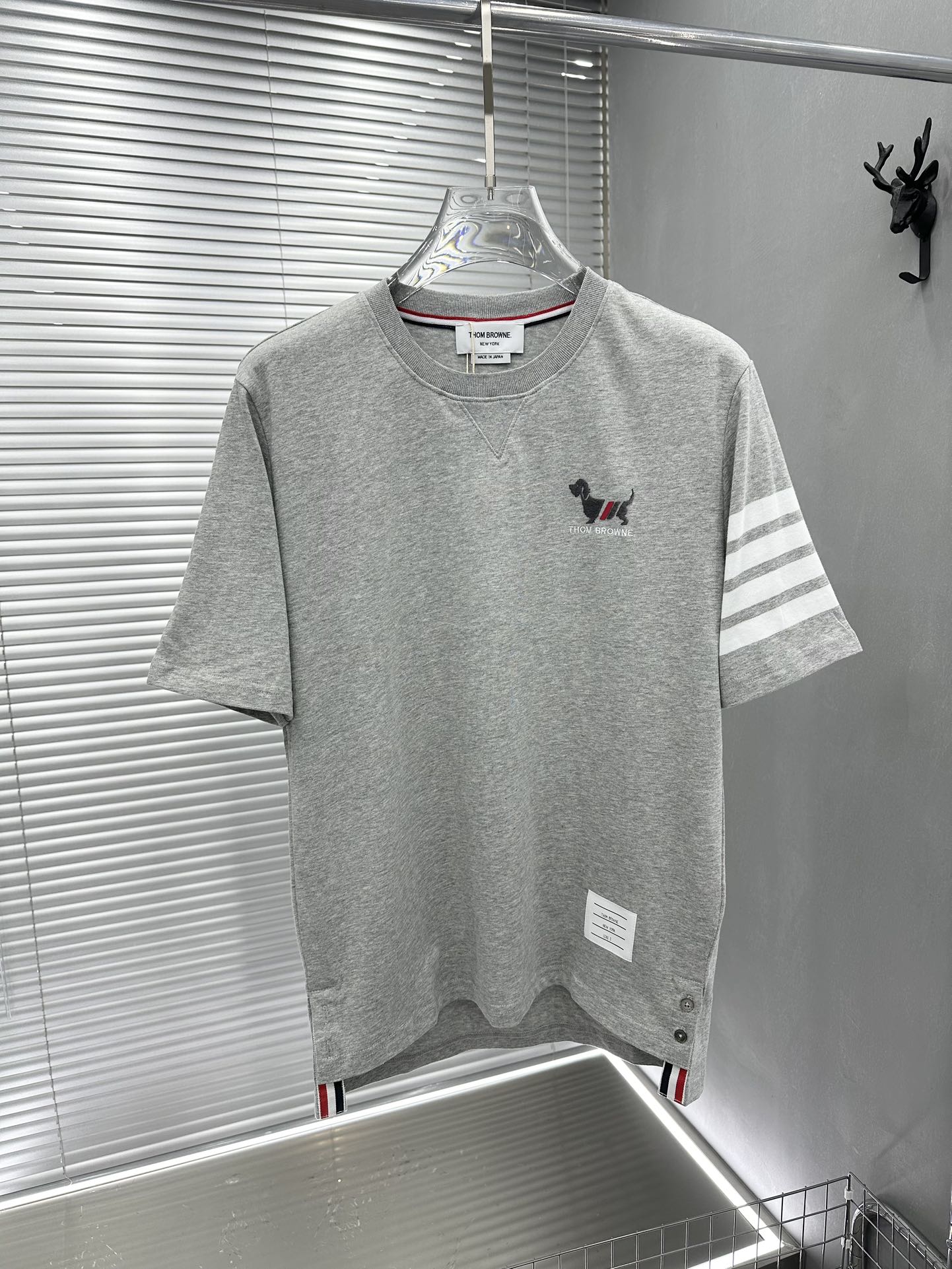 톰브라운 남성 반팔 50337