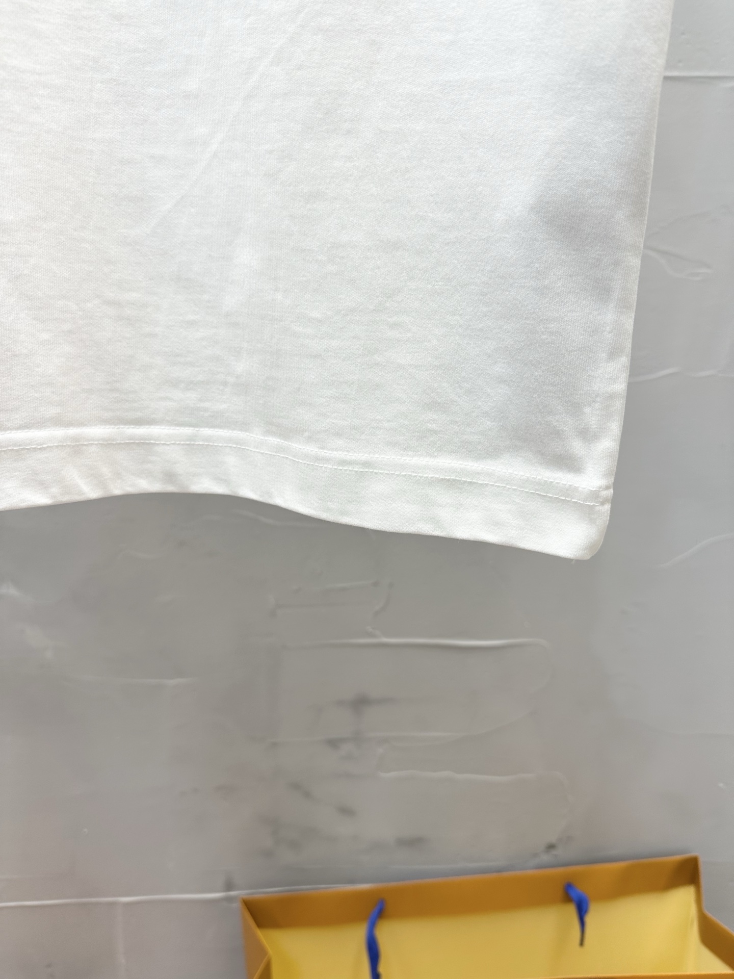 발렌시아가 불규칙 코카콜라 남성 반팔 티셔츠 49140 이미지 6