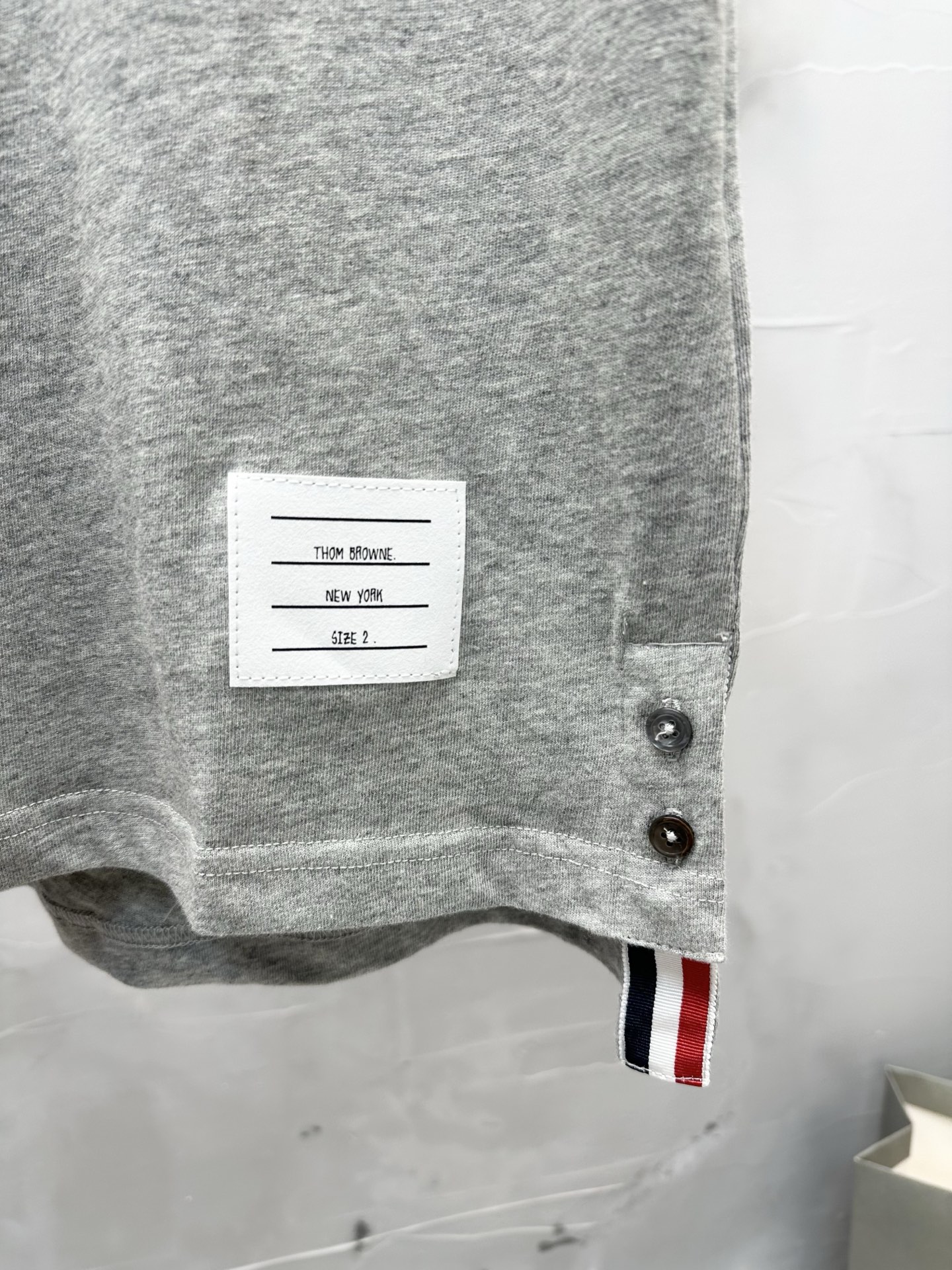 톰브라운 남성 반팔 130405 Thom Browne T Shirt 썸네일 이미지