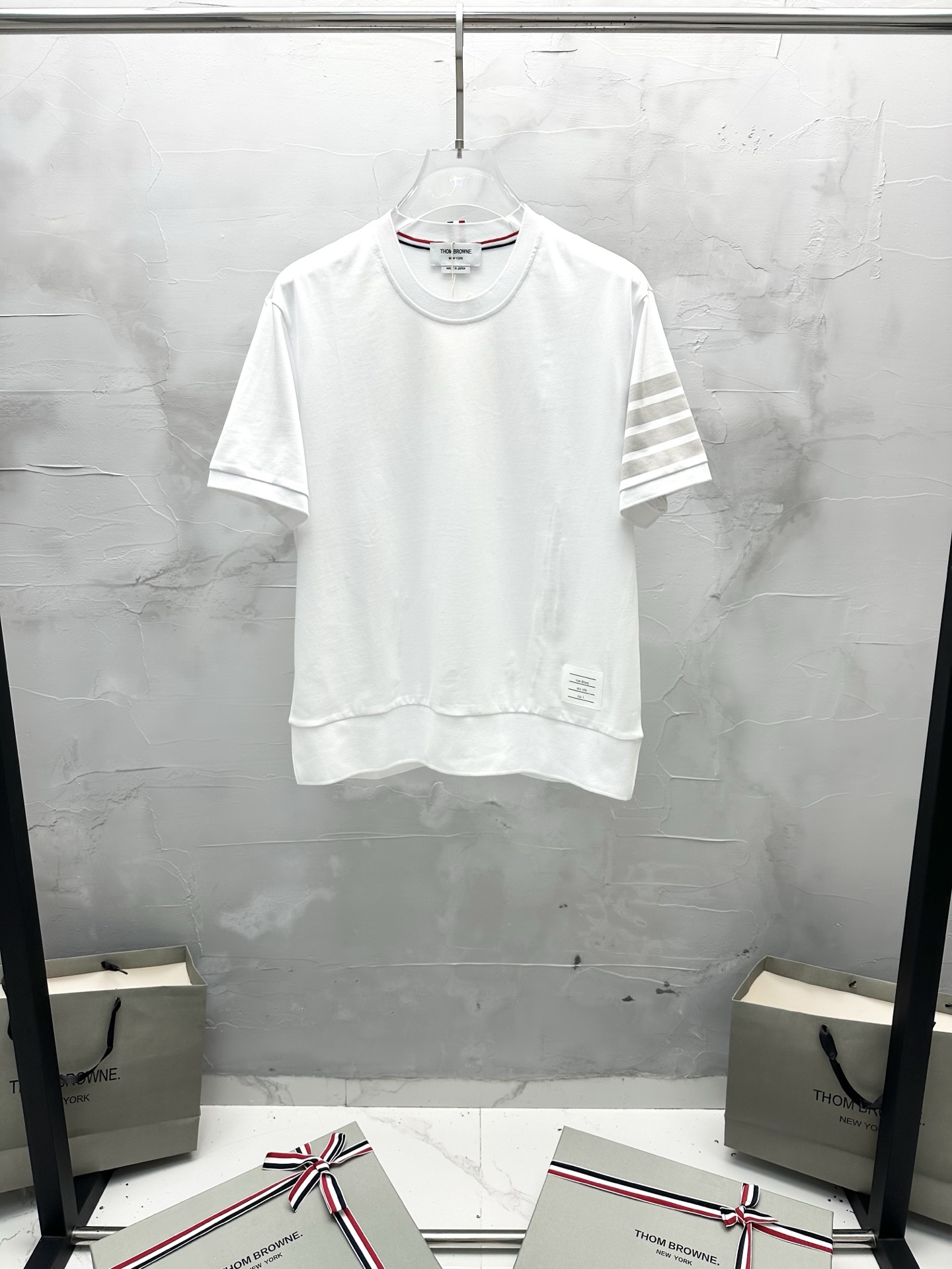 톰브라운 남성 반팔 130387 Thom Browne T Shirt