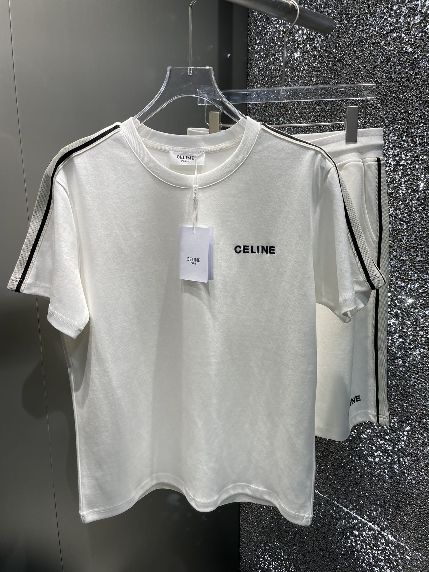 早春/套 Celine 🔥春夏官网独家专供 高端独家定制款 早春新款专柜同款休闲短袖短裤套装，透气舒适休
