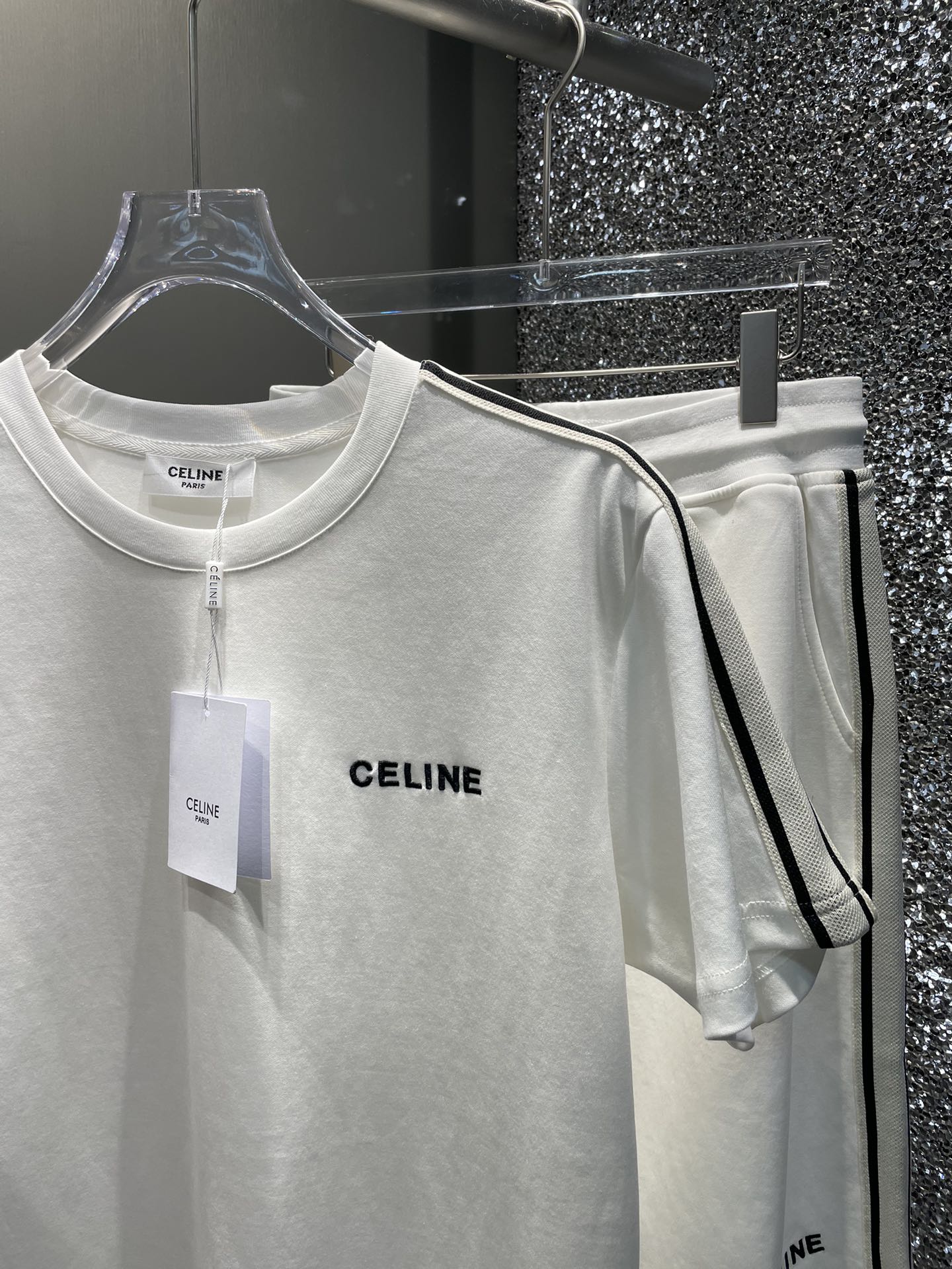 早春/套 Celine 🔥春夏官网独家专供 高端独家定制款 早春新款专柜同款休闲短袖短裤套装，透气舒适休