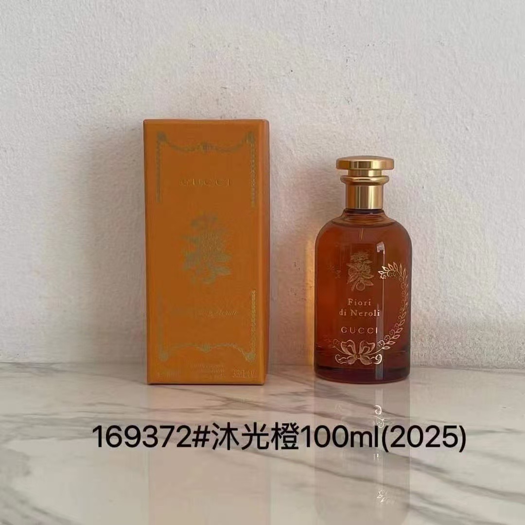 Gucci The Alchemist's Garden A Song for the Rose Eau de Parfum 100ml 2 i1756472834 2204 8