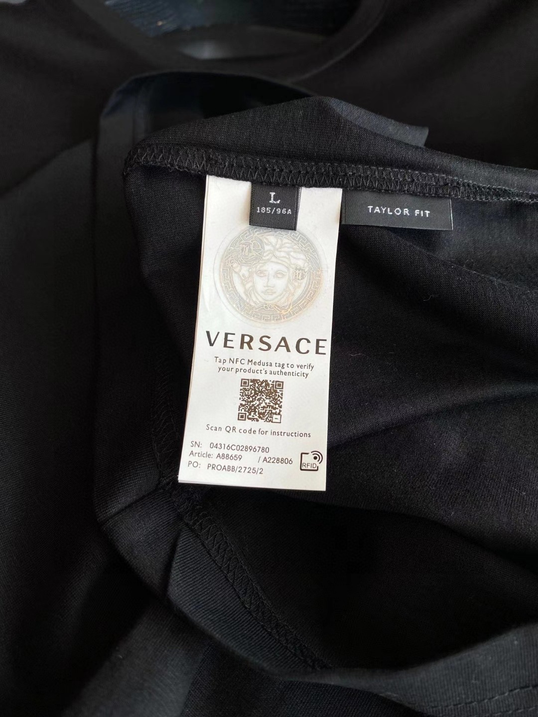 Versace Medusa Print Crew Neck T-Shirt | Short Sleeve Tee for Men 6 a1745130060090 8558