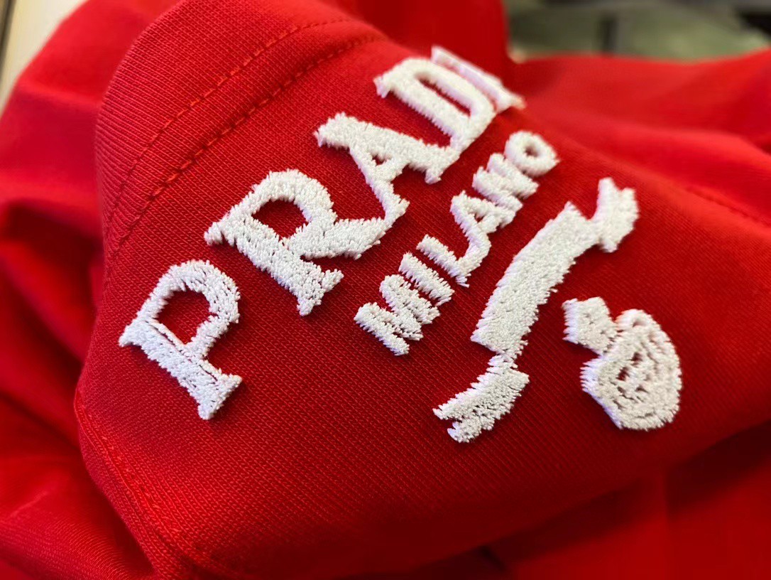Prada Milano Crew Neck T-Shirt | Short Sleeve Tee for Men, Red 3 a1745392636264 7424