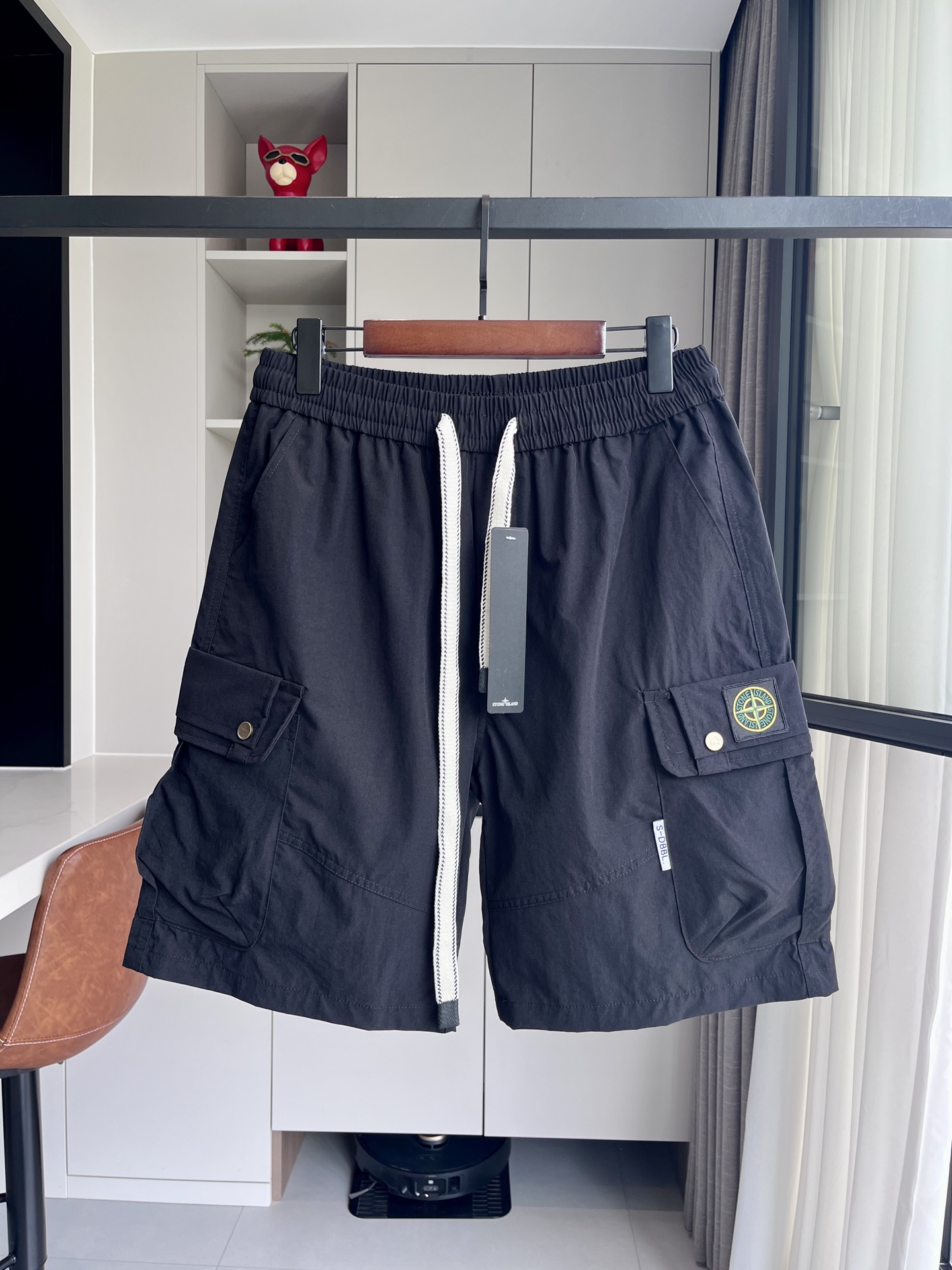 Stone Island Pantalones Cortos Deportivos con Bolsillos y Logo Bordado 6 i1746632065642 2443 0 4