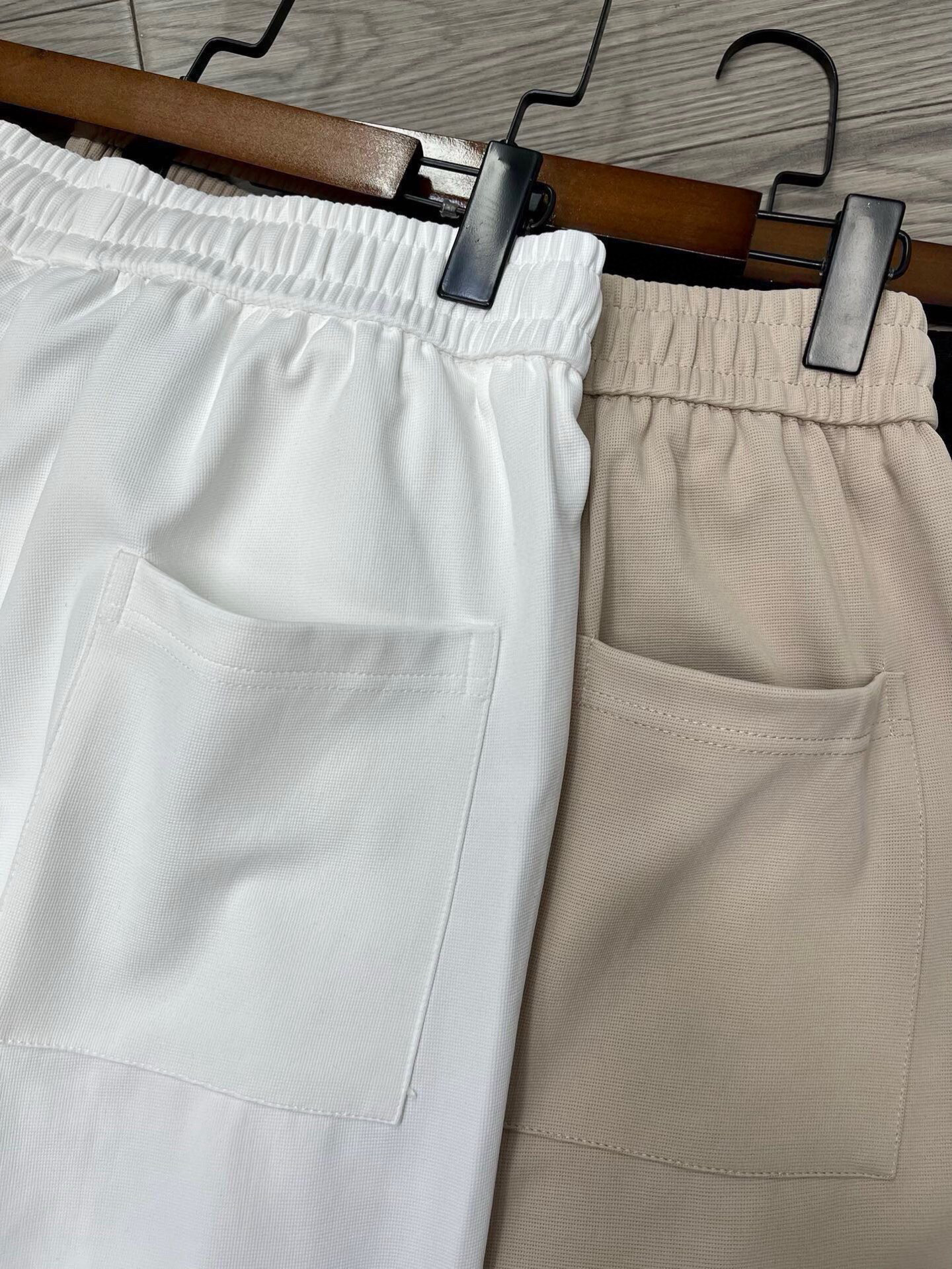 Shorts Fear of God Essentials para Hombre y Mujer, Estilo Casual y Deportivo 10 i1747882675438 9145 0 8