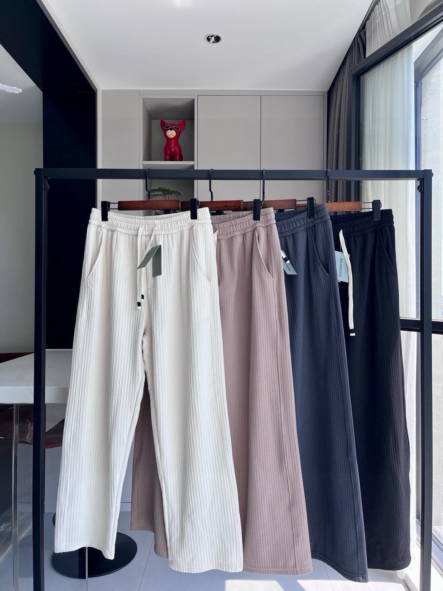 _diS9s16H074FKUyUSt7u7kvJmjAy19DiWzLs-bA