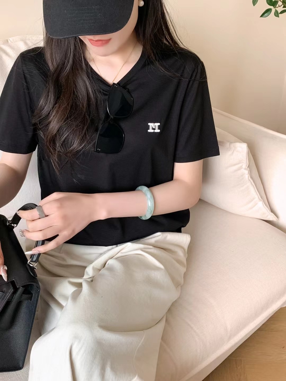 High-end Women’s Suit in Max Twirl Fabric with Short Sleeves, M-2XL Sizes - 图片 2