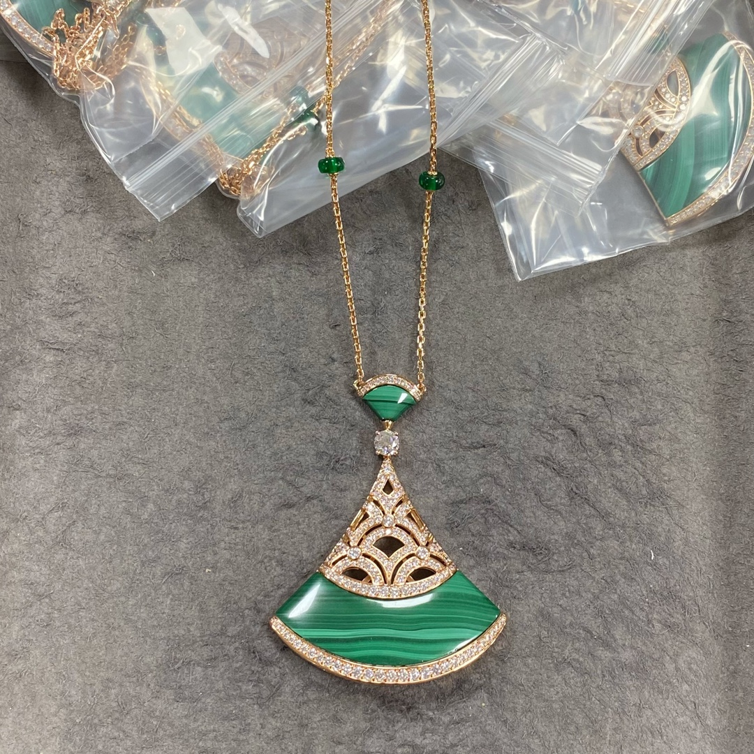 불가리 목걸이 64823 Bvlgari Necklace