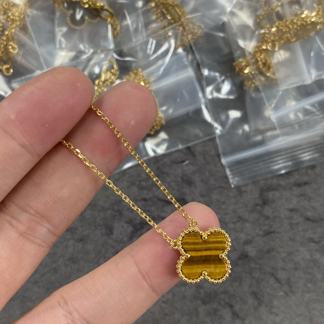 Van Cleef & Arpels Haute Couture Haute Couture Fine Jewelry Necklace