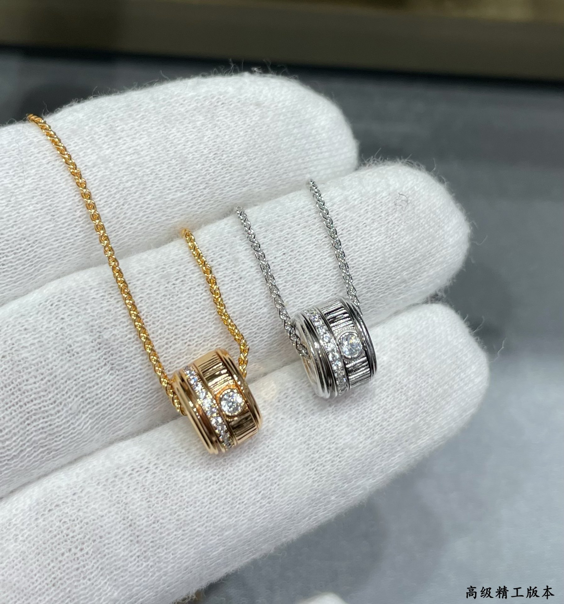  V金镀咪金  伯爵拉丝排钻转动项链✨超A版本质量 •👫•旋转系列中的经典之作➰ 西方传说里有记载 -旋