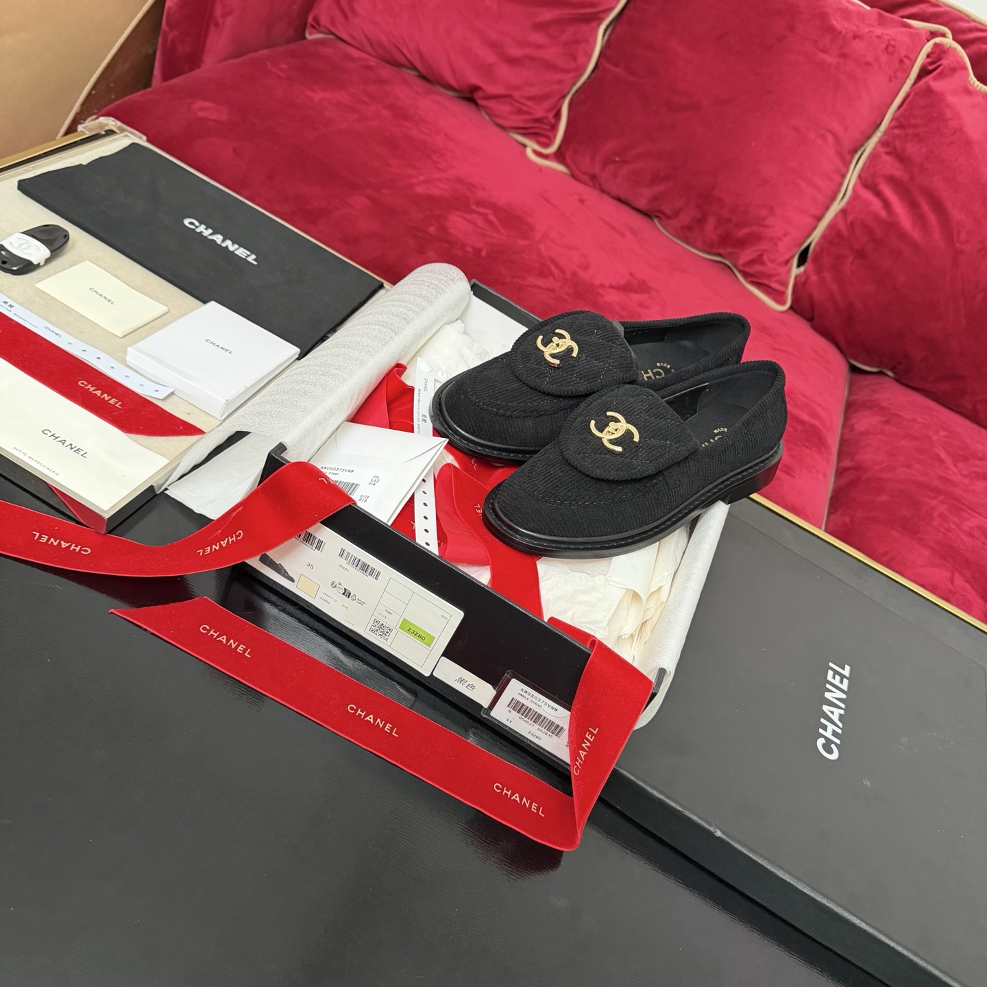 CHANEL 뮬 로퍼｜빈티지하고 고급스러운 로퍼｜더블 C 메탈 버클 + 오일드 카프스킨