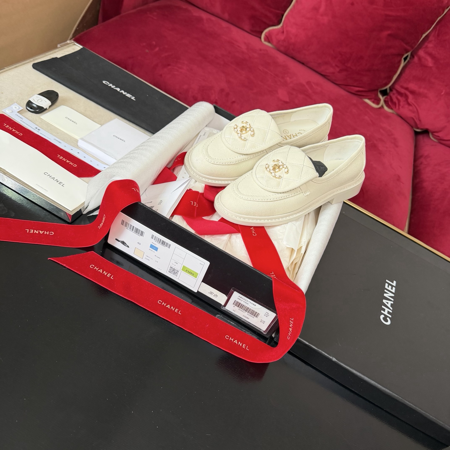 CHANEL 뮬 로퍼｜빈티지하고 고급스러운 로퍼｜더블 C 메탈 버클 + 오일 워싱 카프스킨