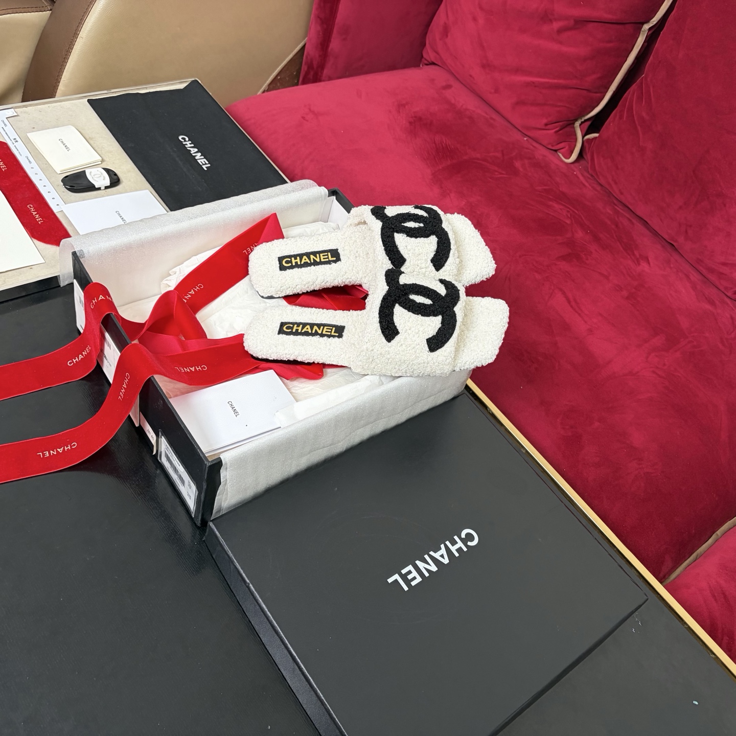 CHANEL 울 뮬 양털 퀼팅 패턴 양모 롤 안감 고무 미끄럼 방지 밑창 백화점 정품 포장