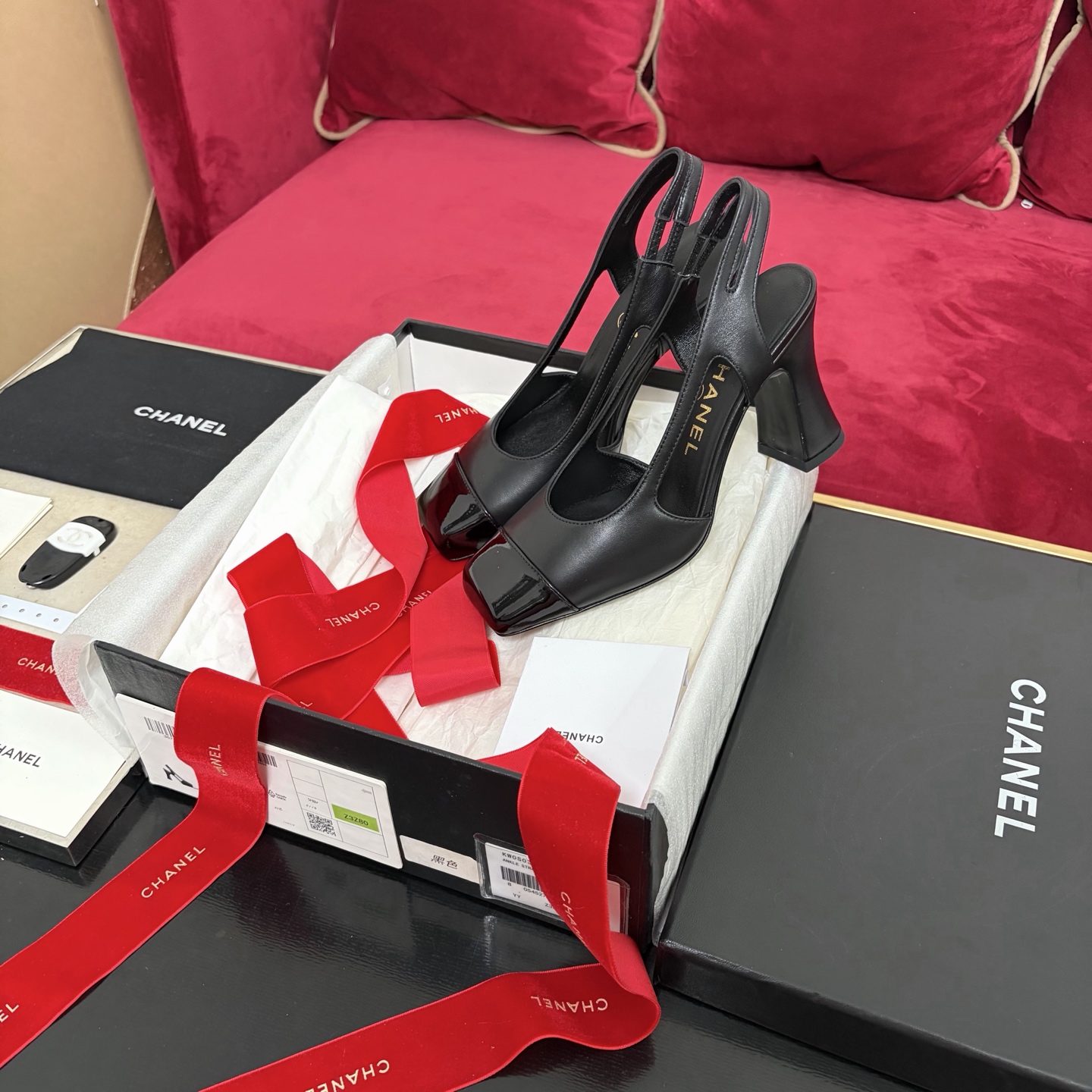 Chanel 后空 系带 粗跟 漆皮 单鞋