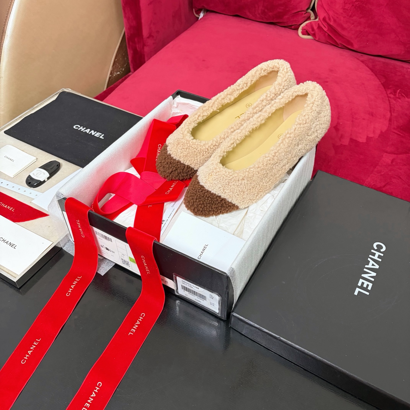 Chanel 瑪莉珍 平底鞋 羊羔毛 拼色