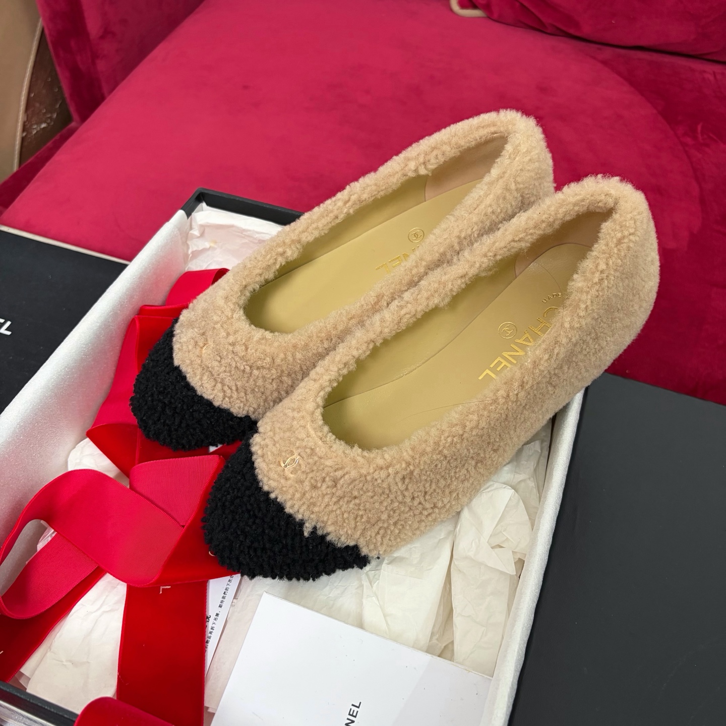 Chanel 香奈兒 瑪莉珍 平底鞋 羊羔毛 拼色