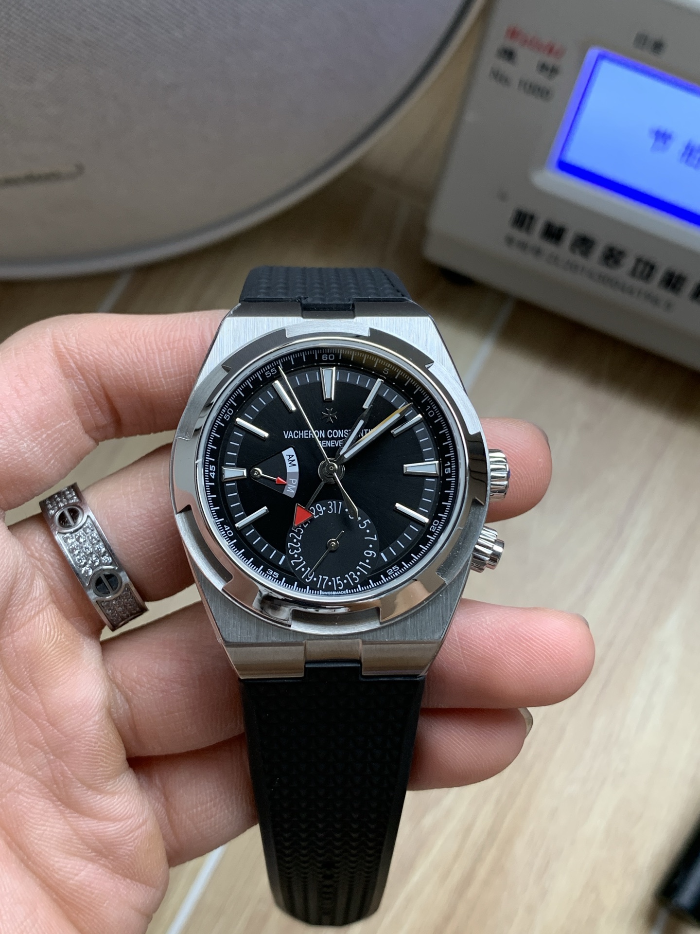 바쉐론 콘스탄틴 오버시즈 7920V 멀티펑션 42mm GR 공장 레플리카 43579