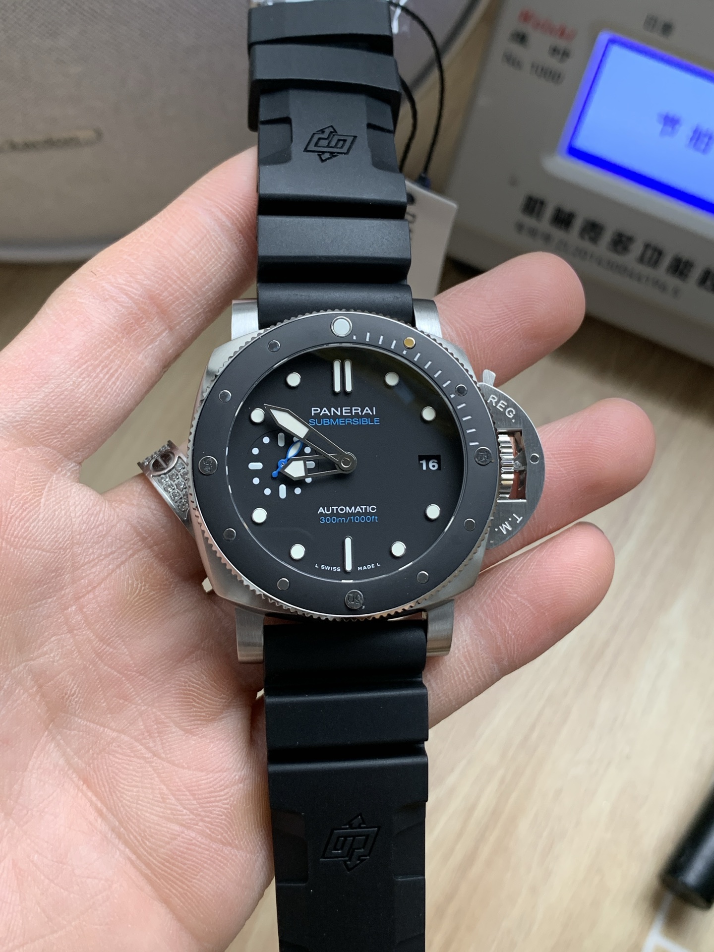 파네라이 PAM683 42mm 세라믹 VS 공장 레플리카 43746