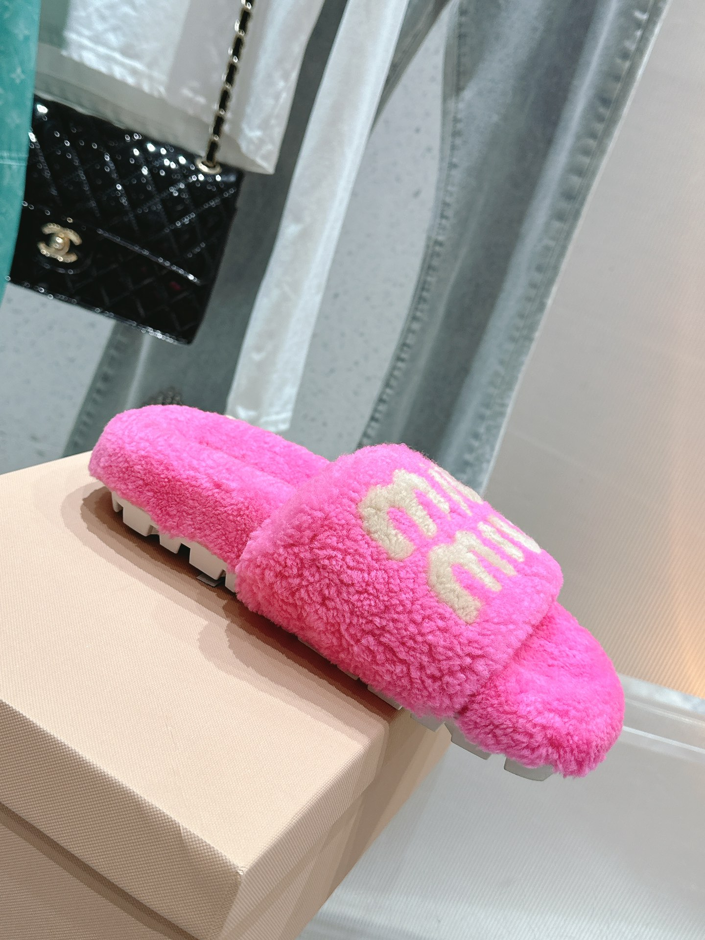 Designer Slides