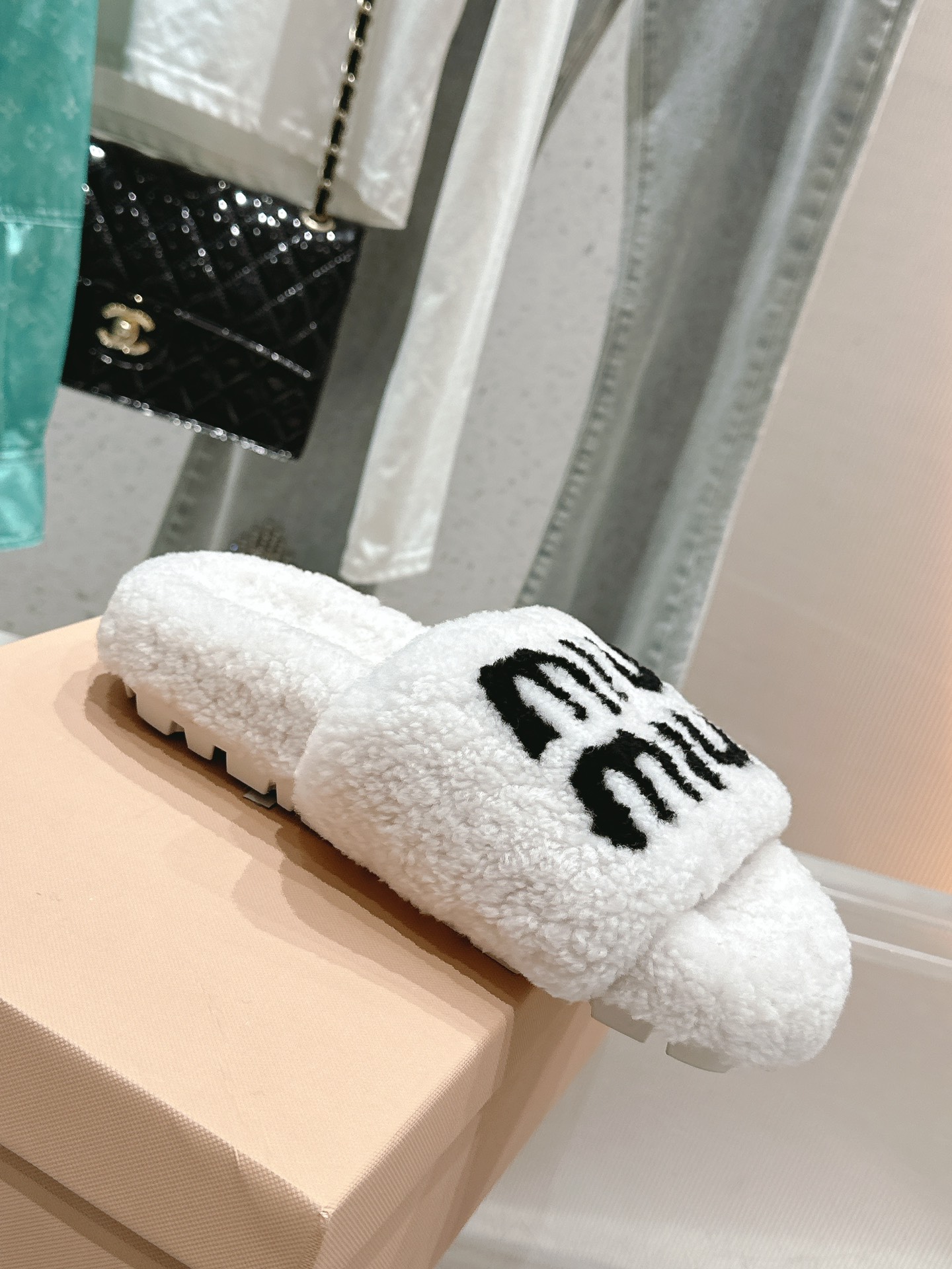 Designer Slides