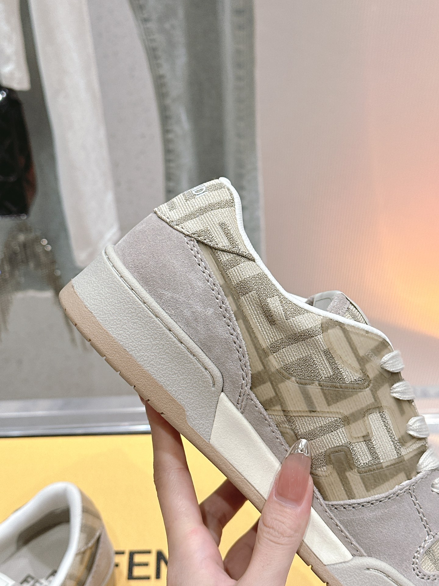 Fendi Sneakers