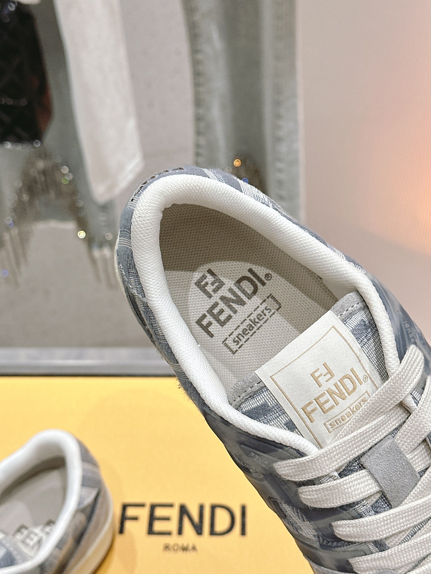 Fendi Sneakers