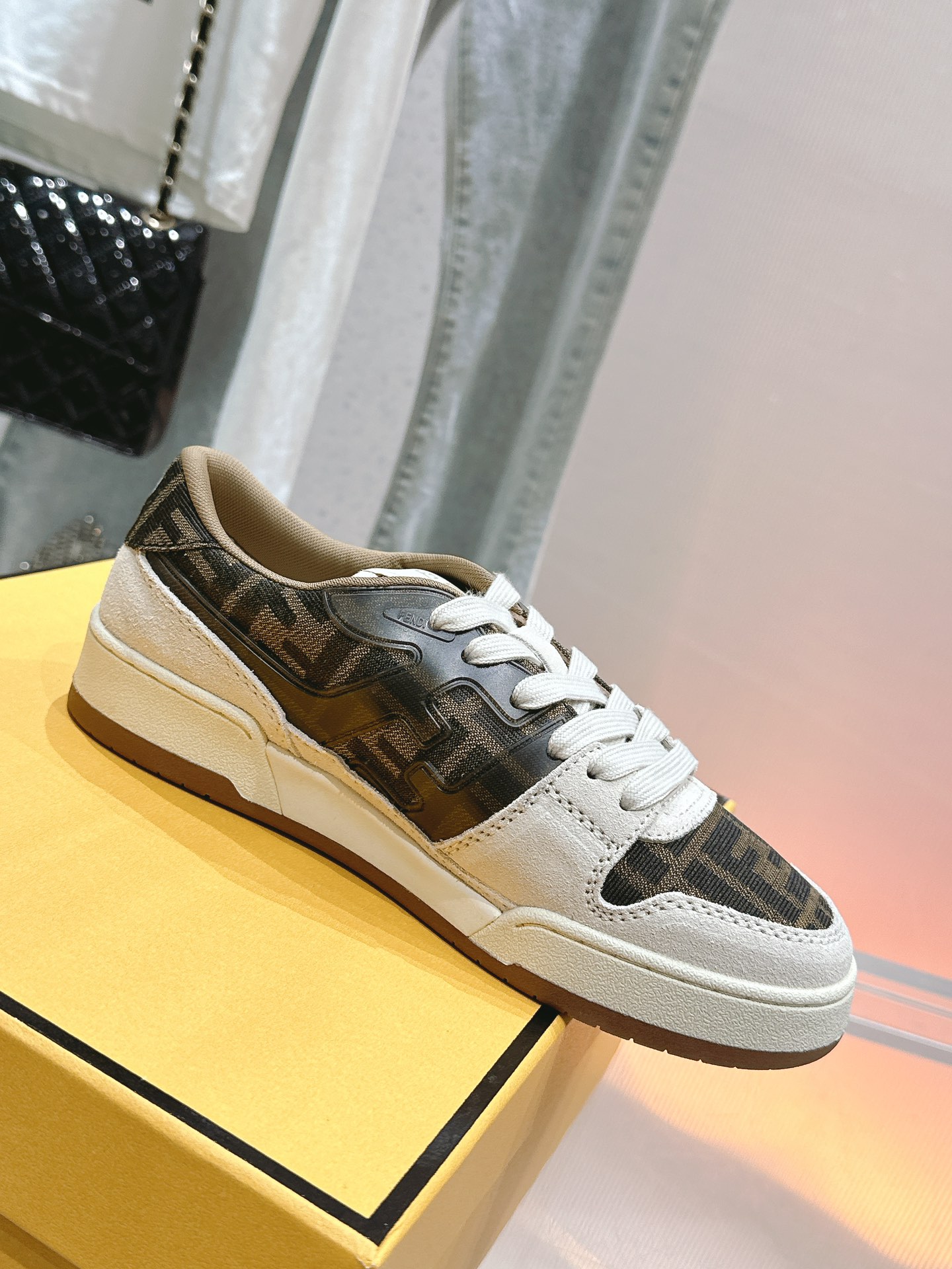 Fendi Sneakers
