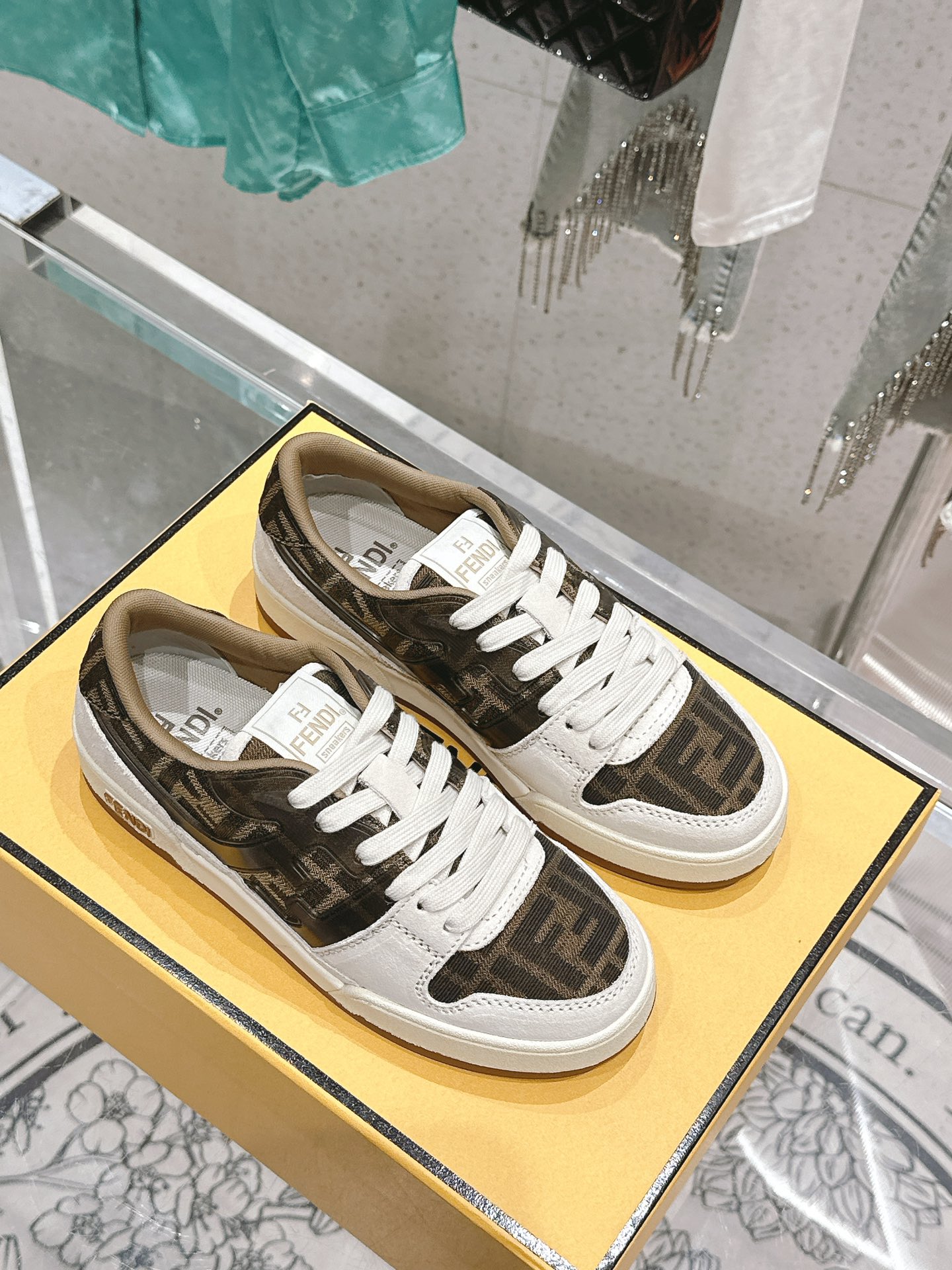 Fendi Sneakers