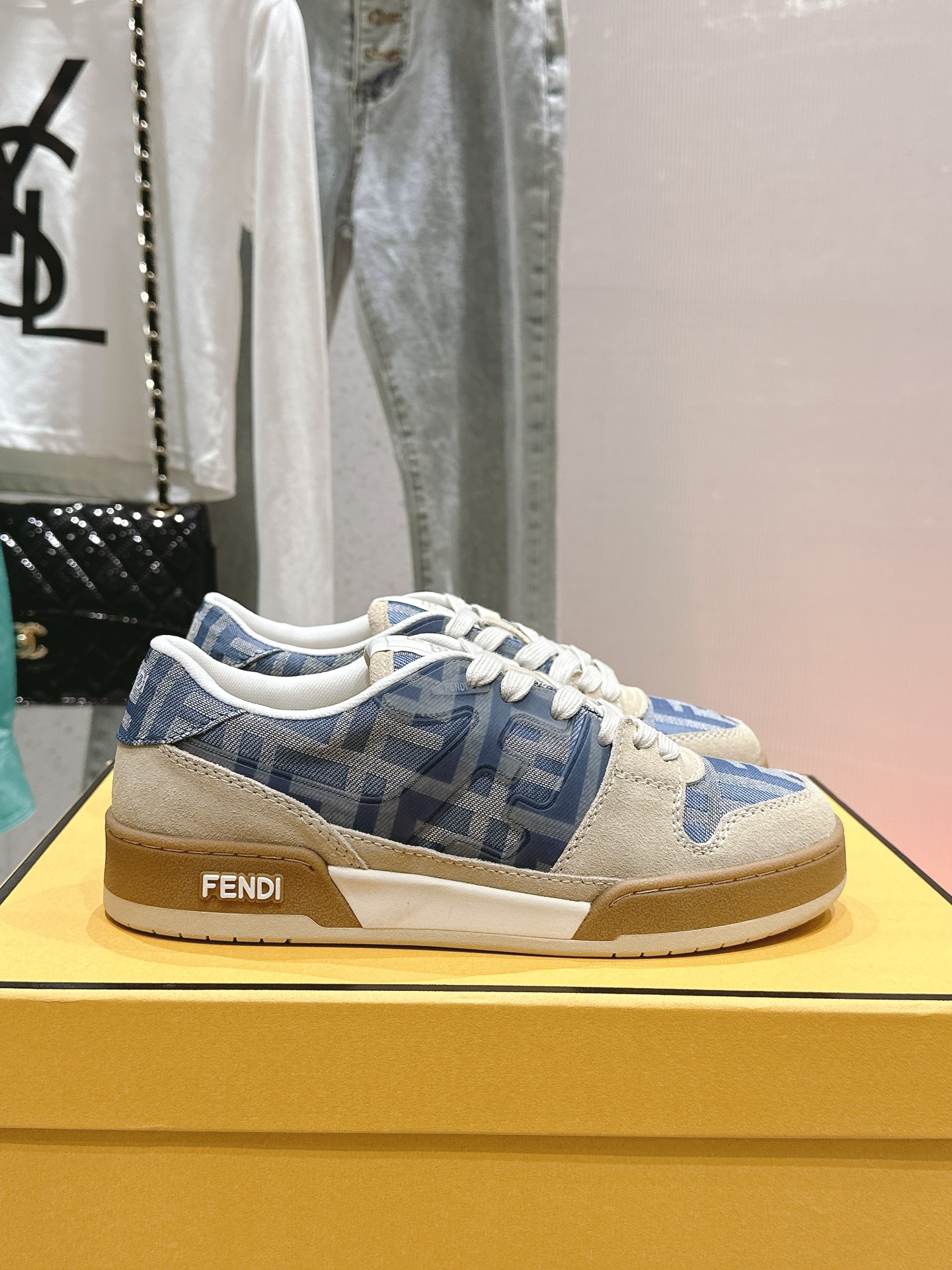 Fendi Sneakers