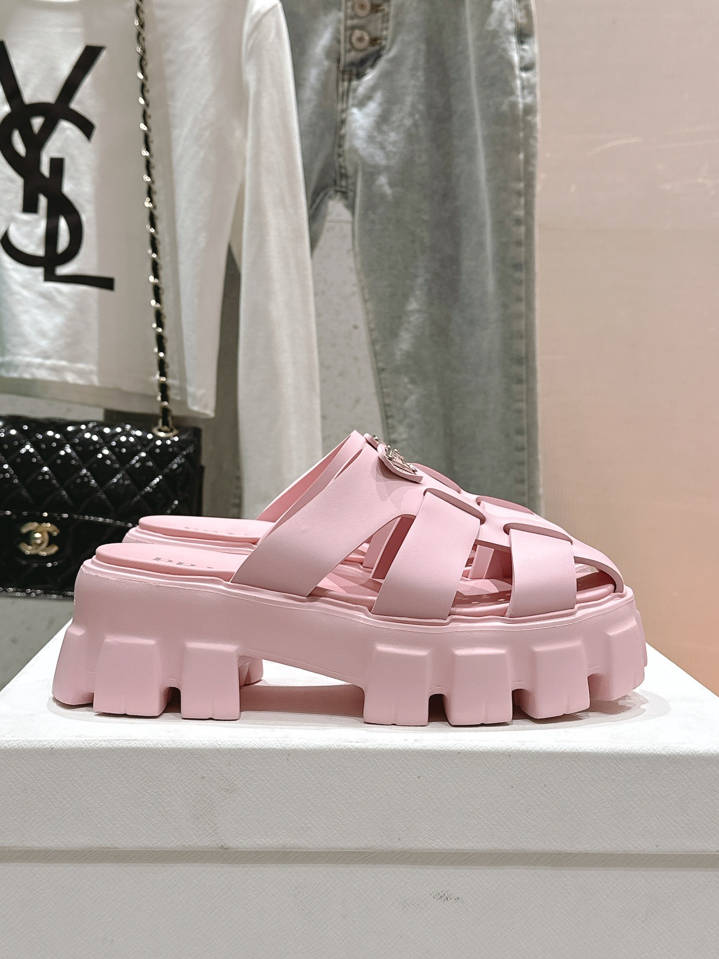 Designer Slides