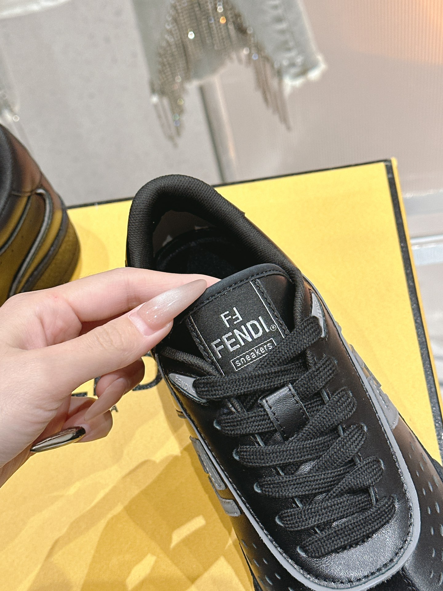 Fendi Sneakers