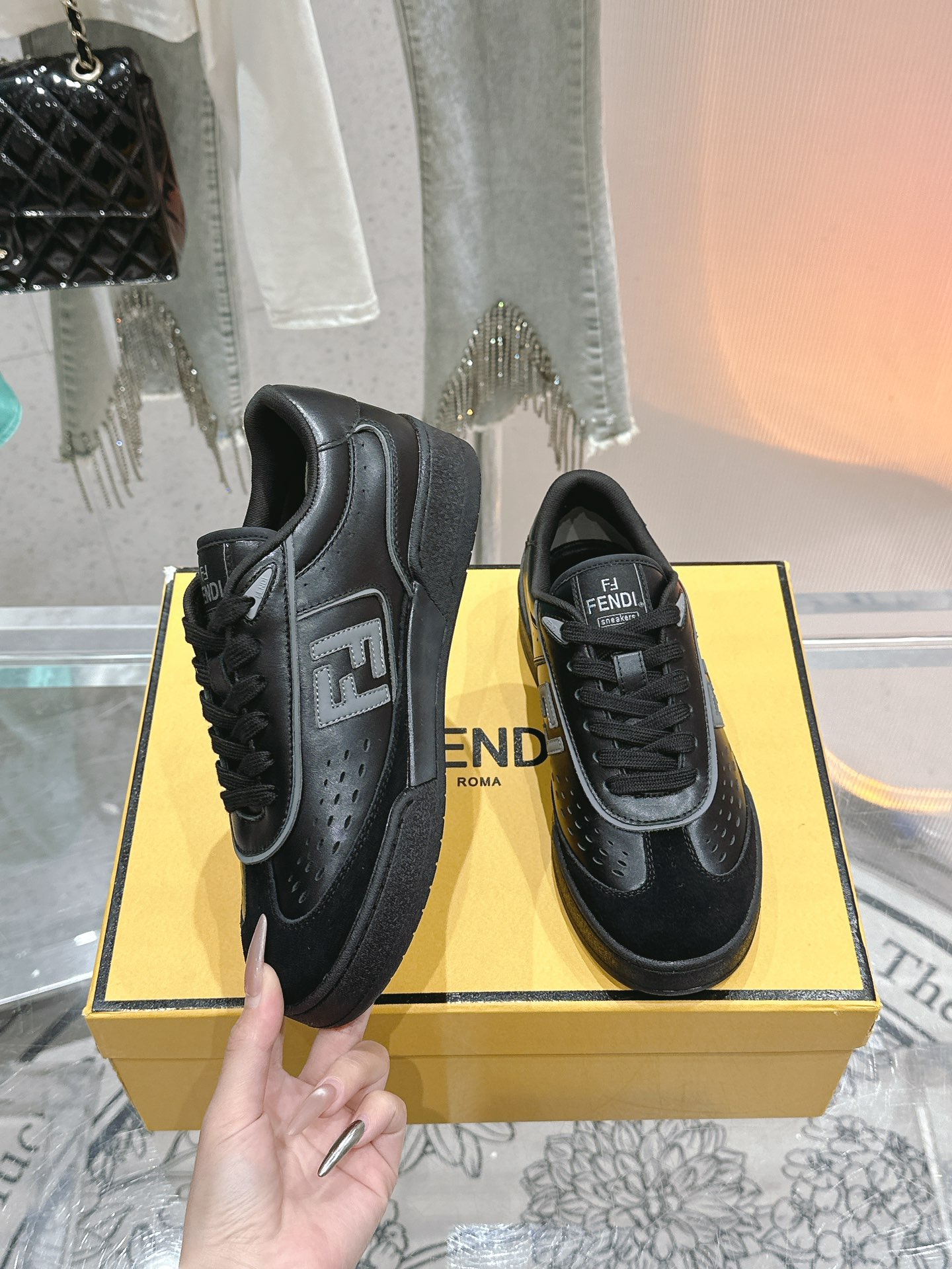 Fendi Sneakers
