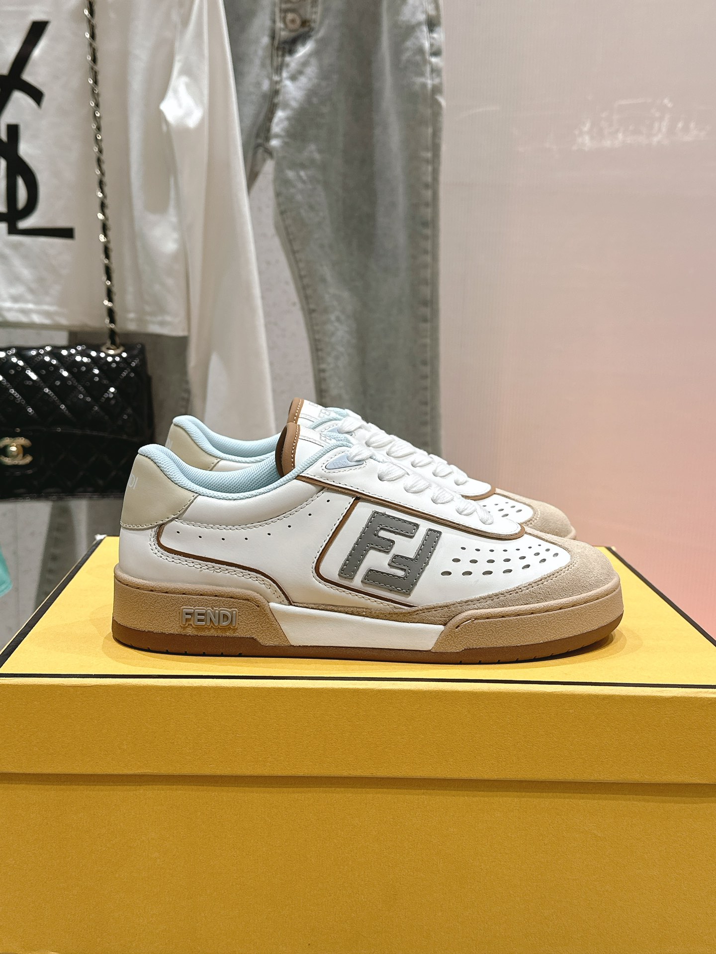 Fendi Sneakers