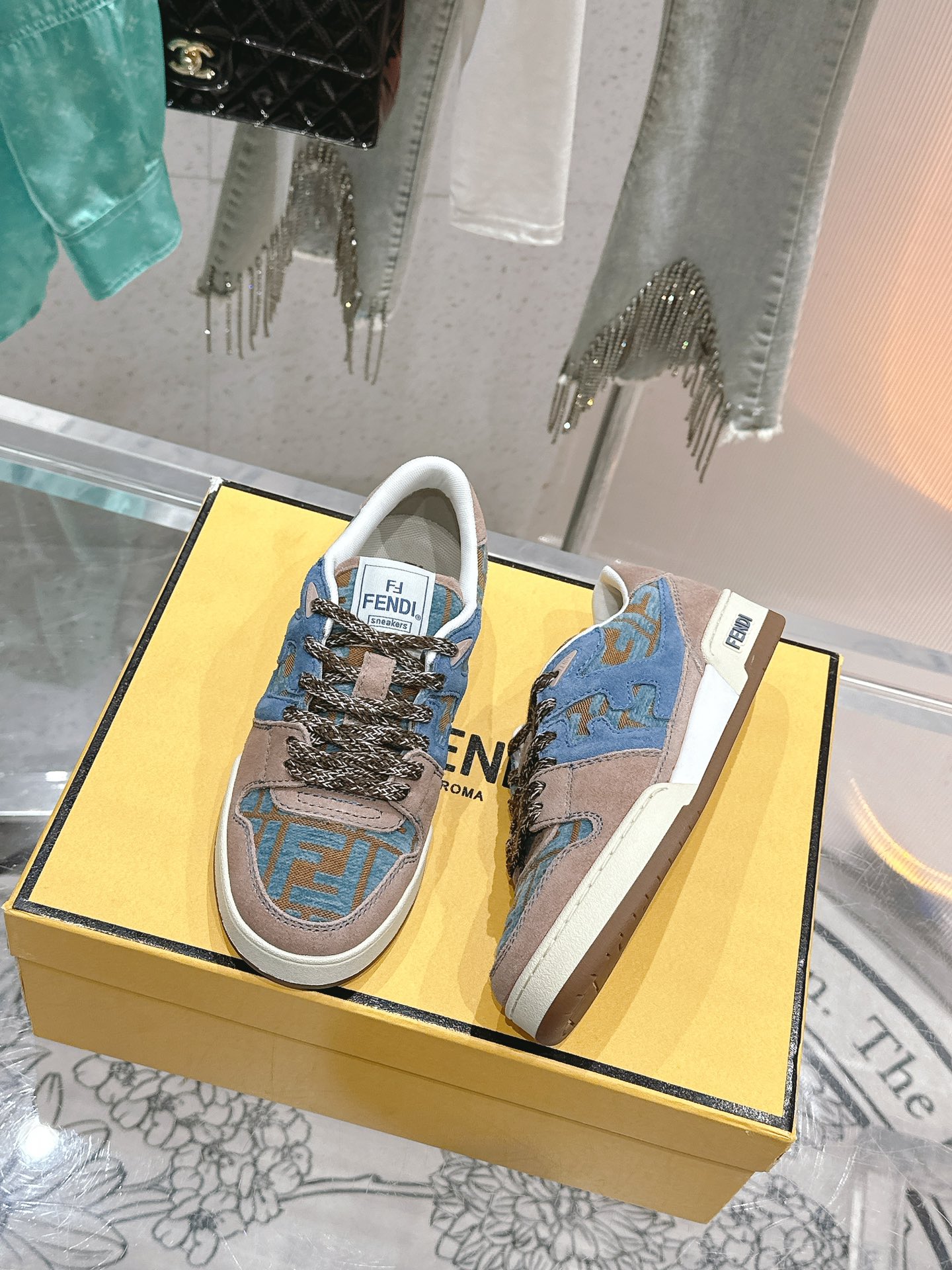 Fendi Sneakers