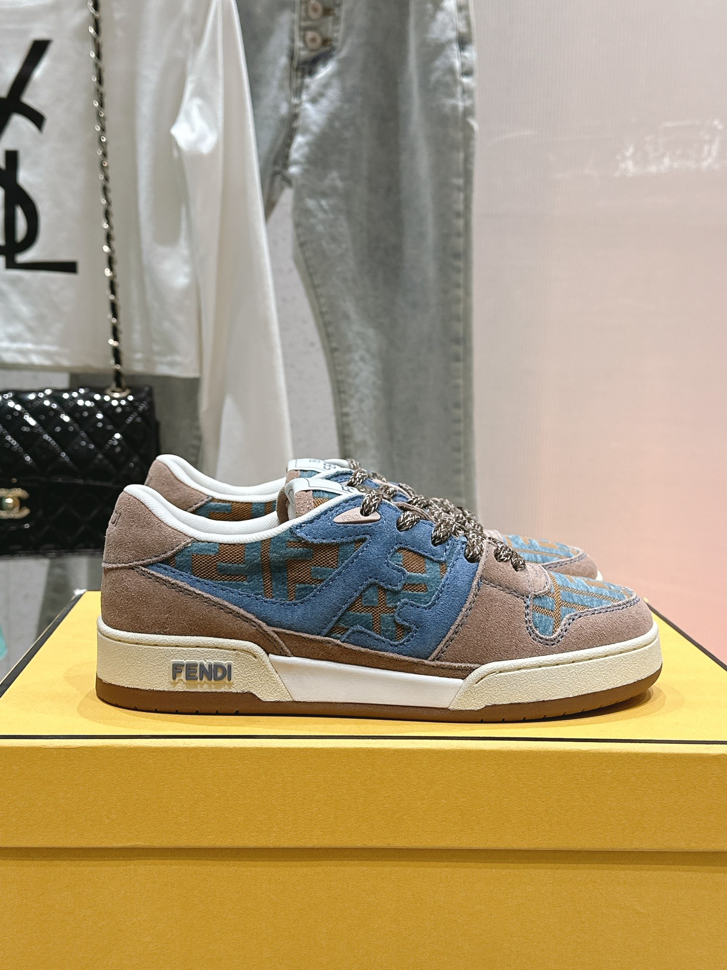 Fendi Sneakers