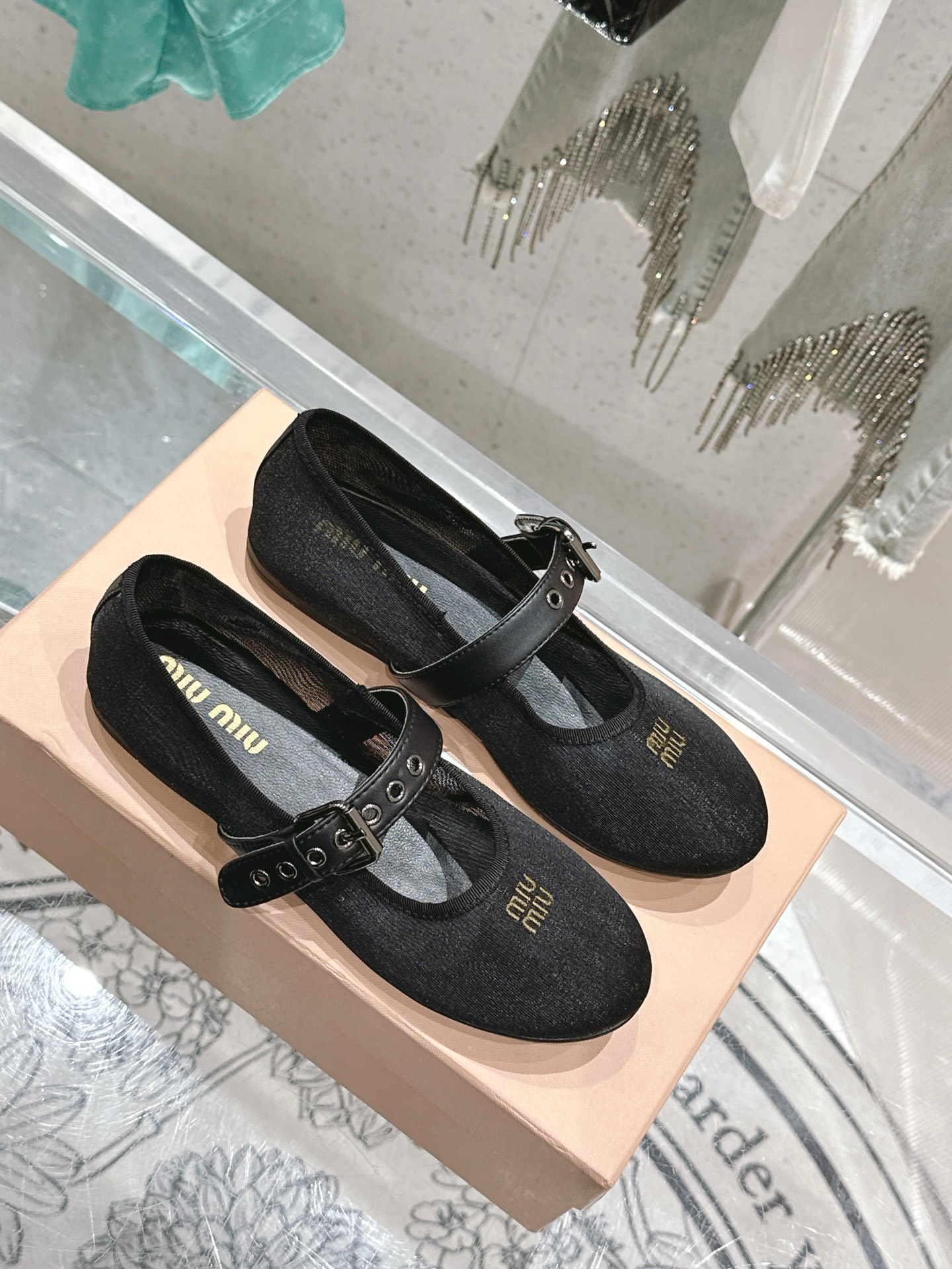 NO:264195,/Miao Miao's new one-foot lazy shoes Mary Jane mesh ballet shoes·flat sole single shoes Custom imported mesh   top layer cowhide Original Meina outsole Size 35-40 [40 custom made], Mary Jane, mary jane, cowhide19860909/缪缪新款一脚蹬懒人鞋玛丽珍网面芭蕾舞鞋·平底单鞋 鞋面定制进口网面 头层牛皮 原版美耐大底 尺码35-40 [40订做],玛丽珍,mary jane,cowhide,Women's Shoes