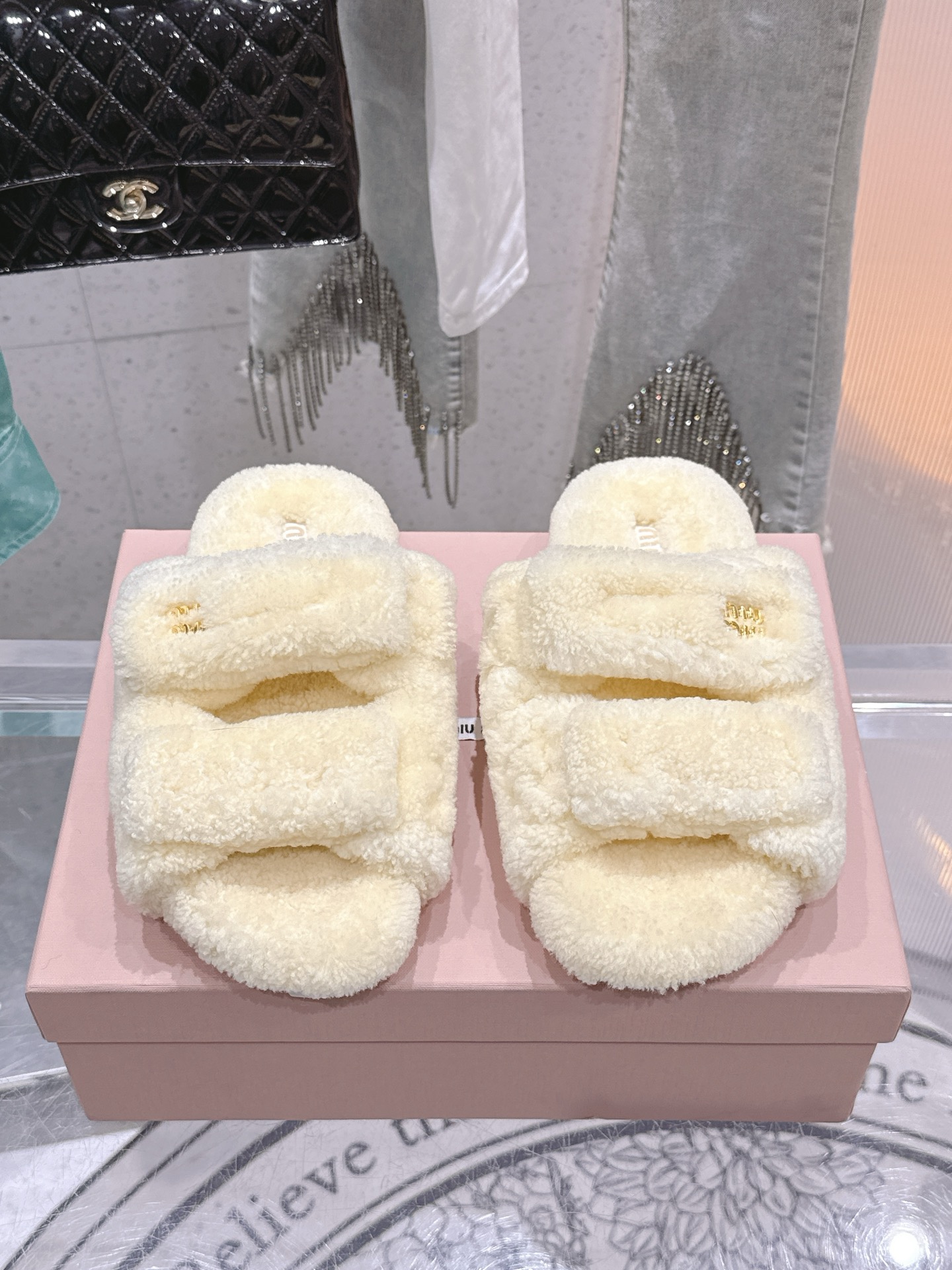 Designer Slides