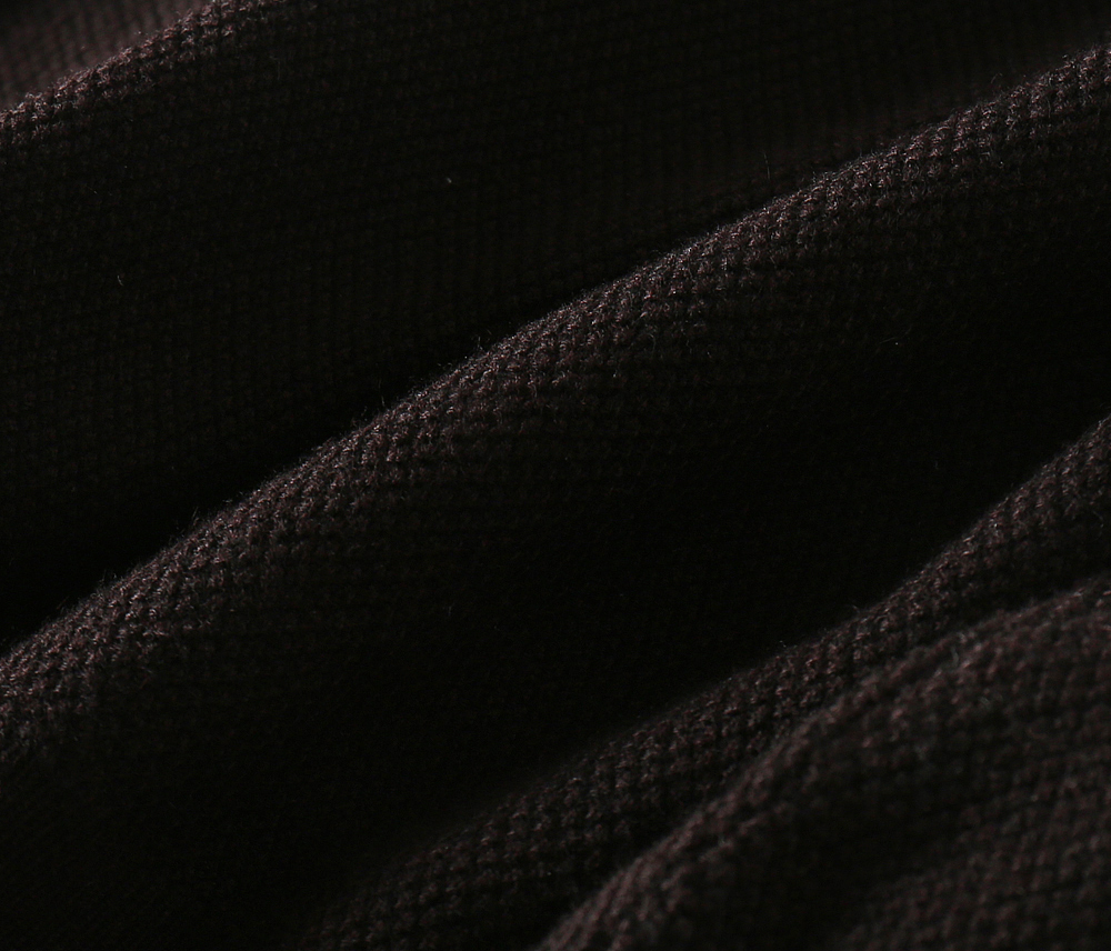 8302 羊毛开衫 可开扣 lP🆕……诺悠 25秋冬季新品-男士羊毛针织翻领开衫。lP🆕的老P设计，上身