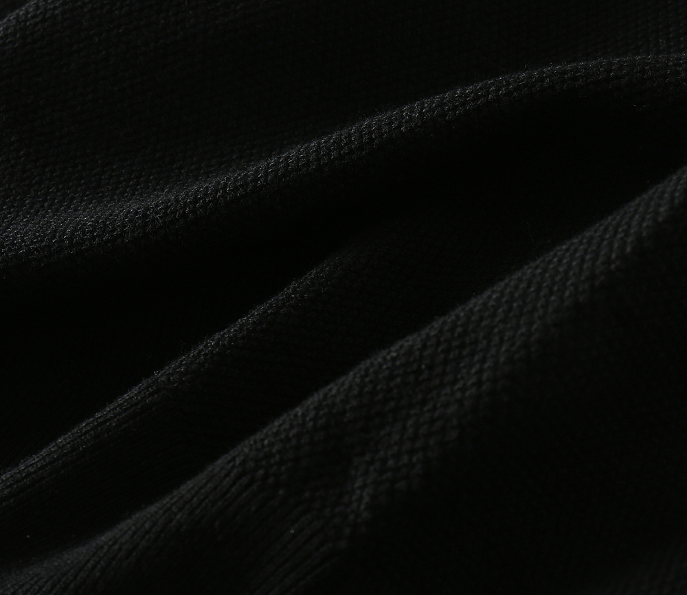 8302 羊毛开衫 可开扣 lP🆕……诺悠 25秋冬季新品-男士羊毛针织翻领开衫。lP🆕的老P设计，上身