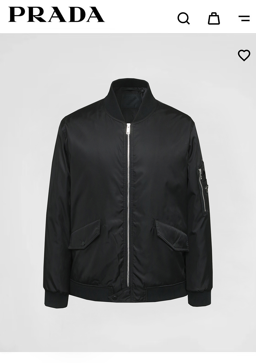 NO:526629,5801 Micro-wide 48-54 Pra...Pra 25FW show zippered flight jacket stand collar cotton jacket This year's P home 25FW show, you can see medium and short bomb at a glance Customized high-density nylon fabric, the picture is difficult to take the texture and color of the real thing, consistent with YB, the triangle pattern of the arm is recognizable enough, the bright lining is really amazing, the upper body feels very cool, the classic short and wide version is firmly grasped, both boys and girls, there is no problem in keeping cold in winter, a really resistant model Arrangement Size 48-54 (Micro-wide 175 130 catties 48 maximum 190 catties),,prada,prada,jackets & coats,alexander wang198609095801 微阔版型 48-54 Pra……普拉 25FW秀款拉链飞行夹克立领棉服 今年的P家 25FW走秀 一眼就看中短款bomber 定制高密度尼龙面料 图片很难拍出实物的质感颜色 与YB一致 手臂三角图案已经足够有辨识度了 搭配鲜明的内衬真的绝绝子 上身感觉非常的酷飒 经典短宽版型拿捏的稳稳的 男孩女孩都 冬季御寒没有任何问题 真的抵抗力的一款 安排 尺码48-54（微阔版 175 130斤48 最大190斤）,,prada,prada,jackets & coats,alexander wang,Men's clothing