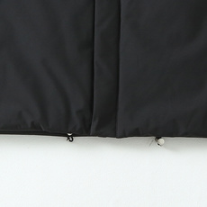 5802 PRA……普拉 25秋冬新款棉服外套 经典静色连帽搭配 让这款衣服显得是如此简约又不失时尚 这 5802 PRA……普拉 25秋冬新款棉服外套 经典静色连帽搭配 让这款衣服显得是如此简约又不失时尚 这