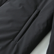5802 PRA……普拉 25秋冬新款棉服外套 经典静色连帽搭配 让这款衣服显得是如此简约又不失时尚 这 5802 PRA……普拉 25秋冬新款棉服外套 经典静色连帽搭配 让这款衣服显得是如此简约又不失时尚 这