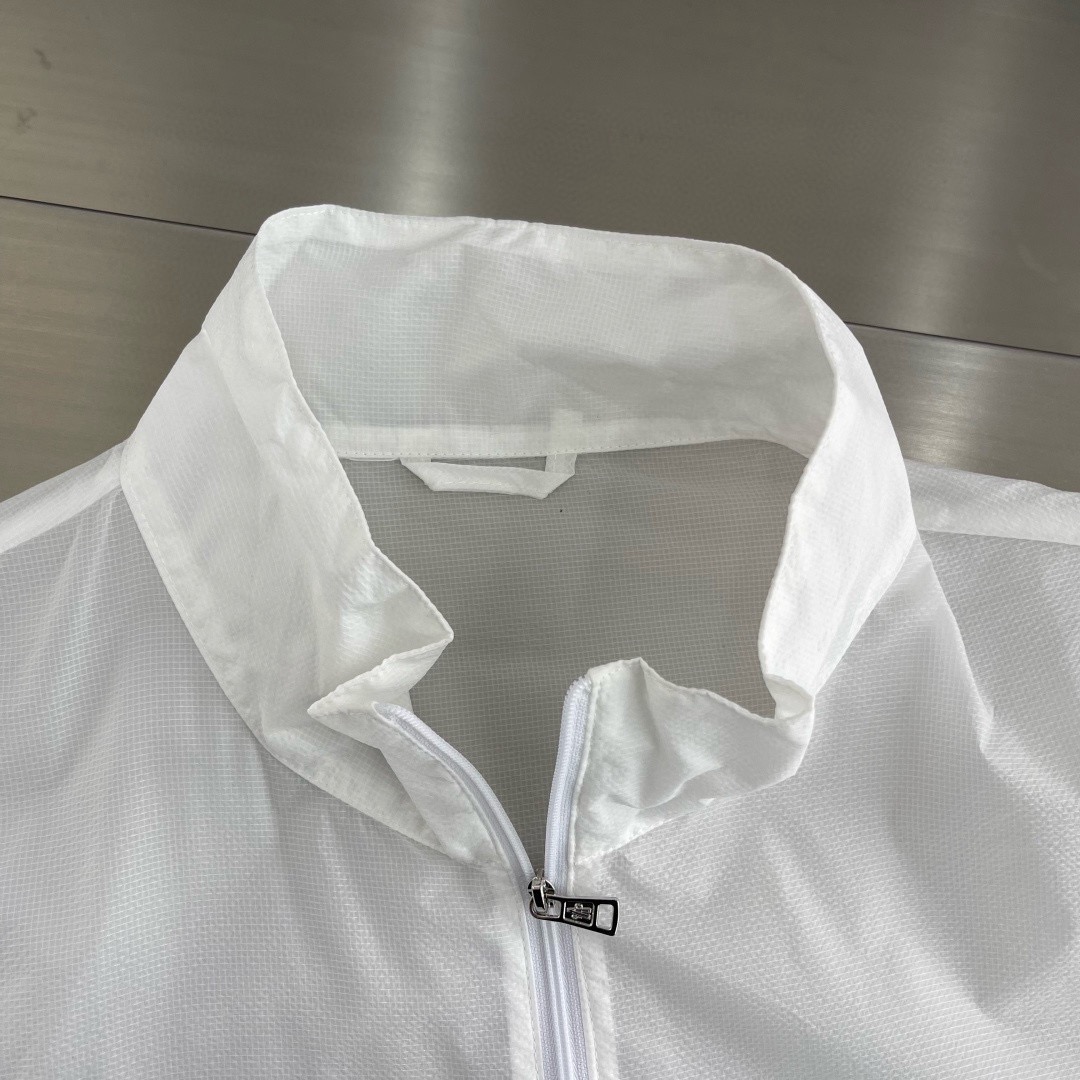 몽클레어 체크 패턴 나일론 후드 자켓 92369 이미지 3