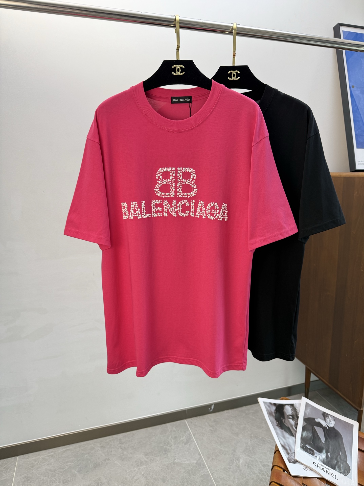 Balenciaga Rhinestone Logo Black Cotton T-Shirt Short Sleeve Unisex 9 i1749136288542 4725 0 0